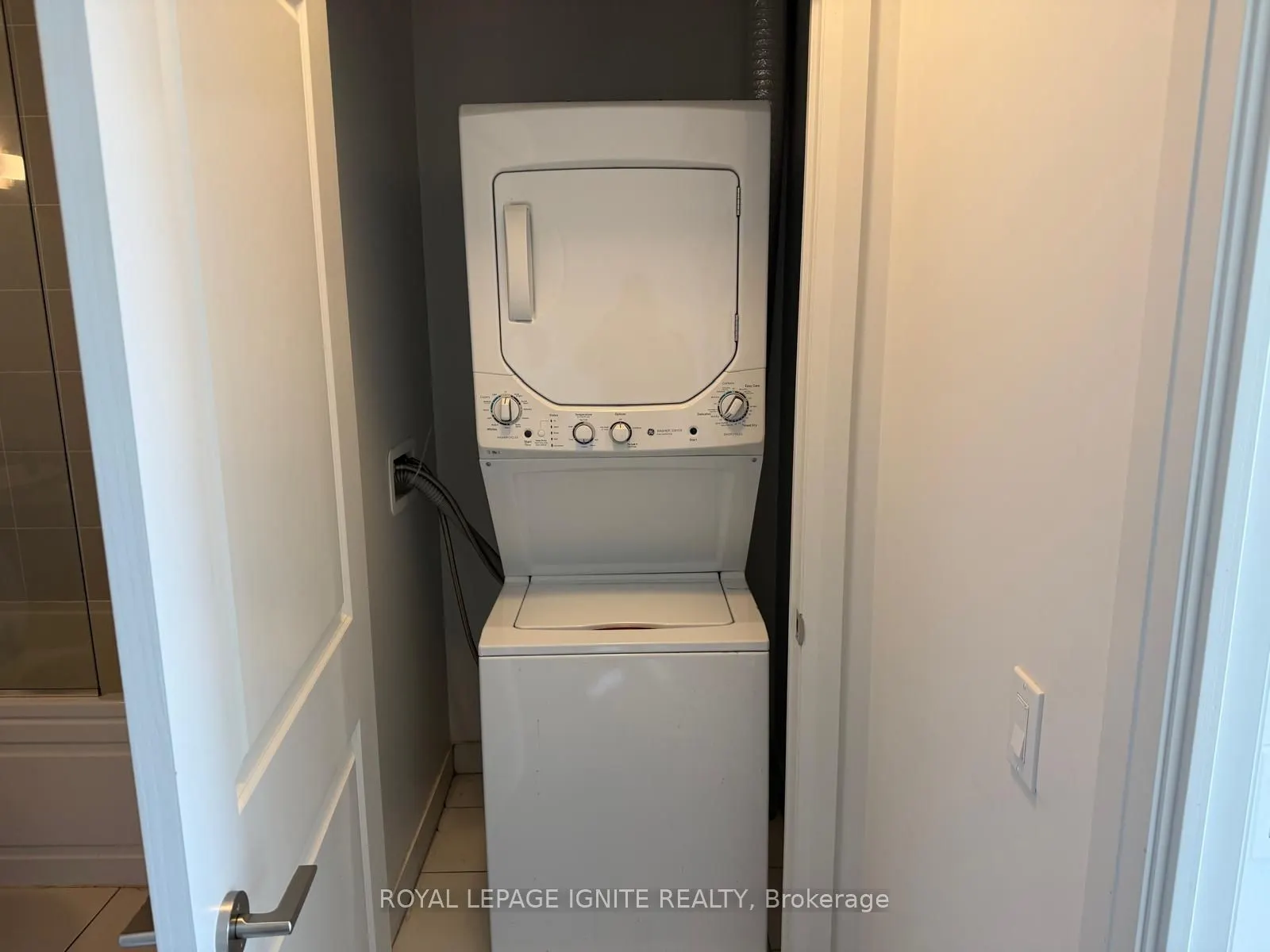 10 Meadowglen Place #310