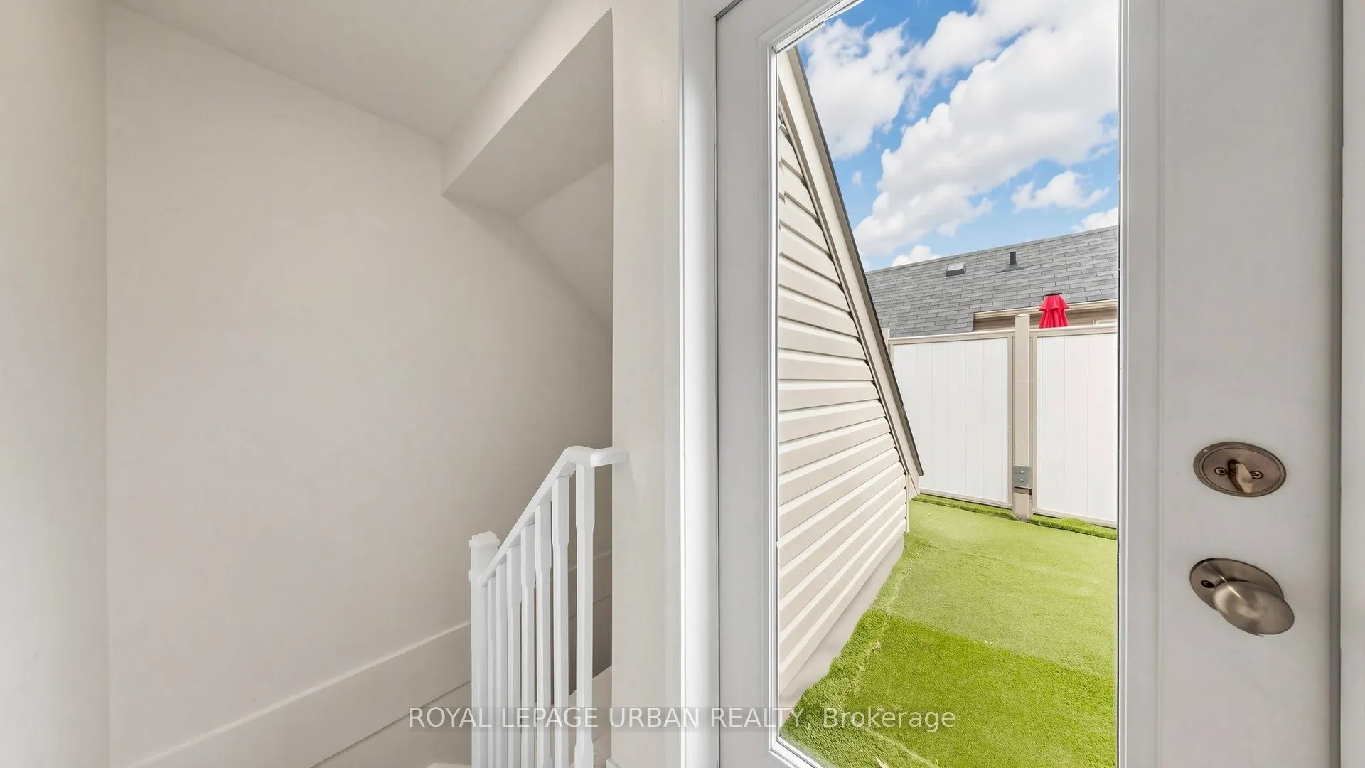 76 Munro Street #2