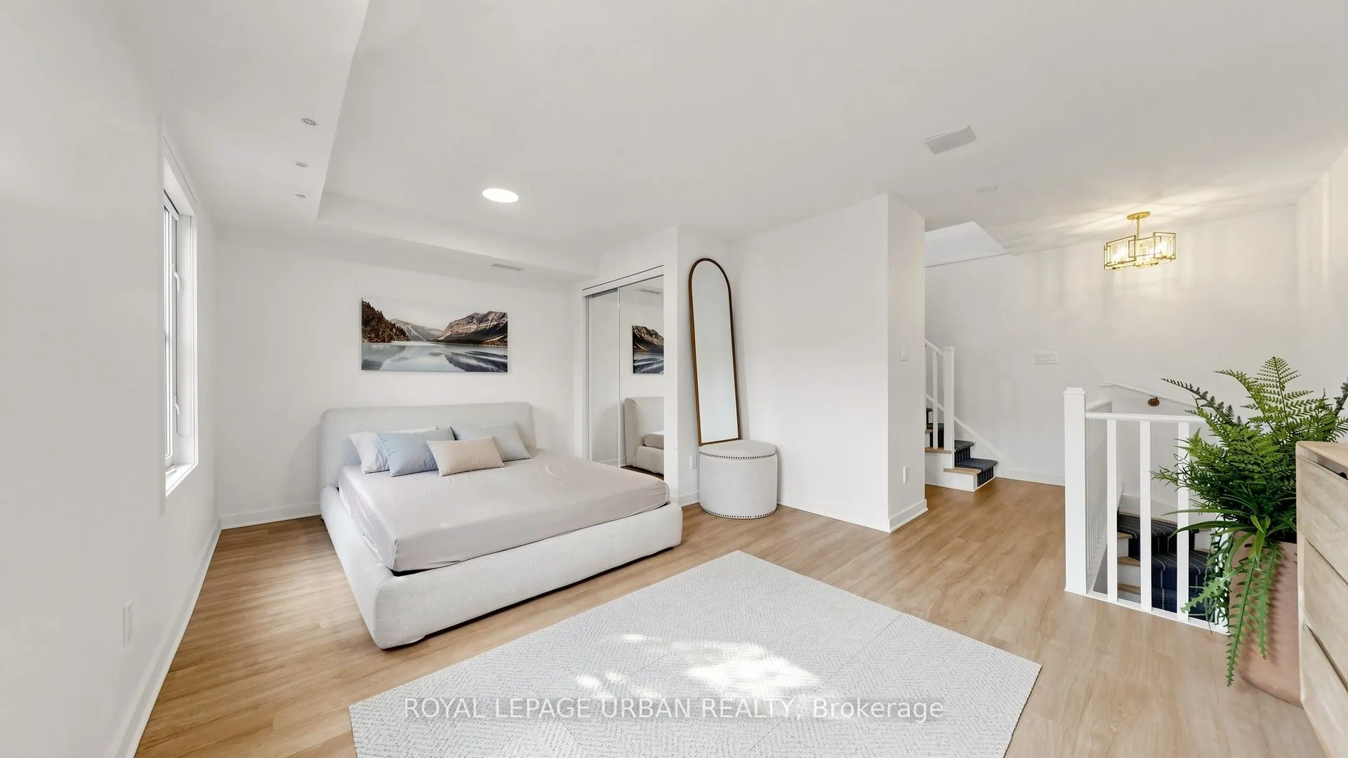 76 Munro Street #2