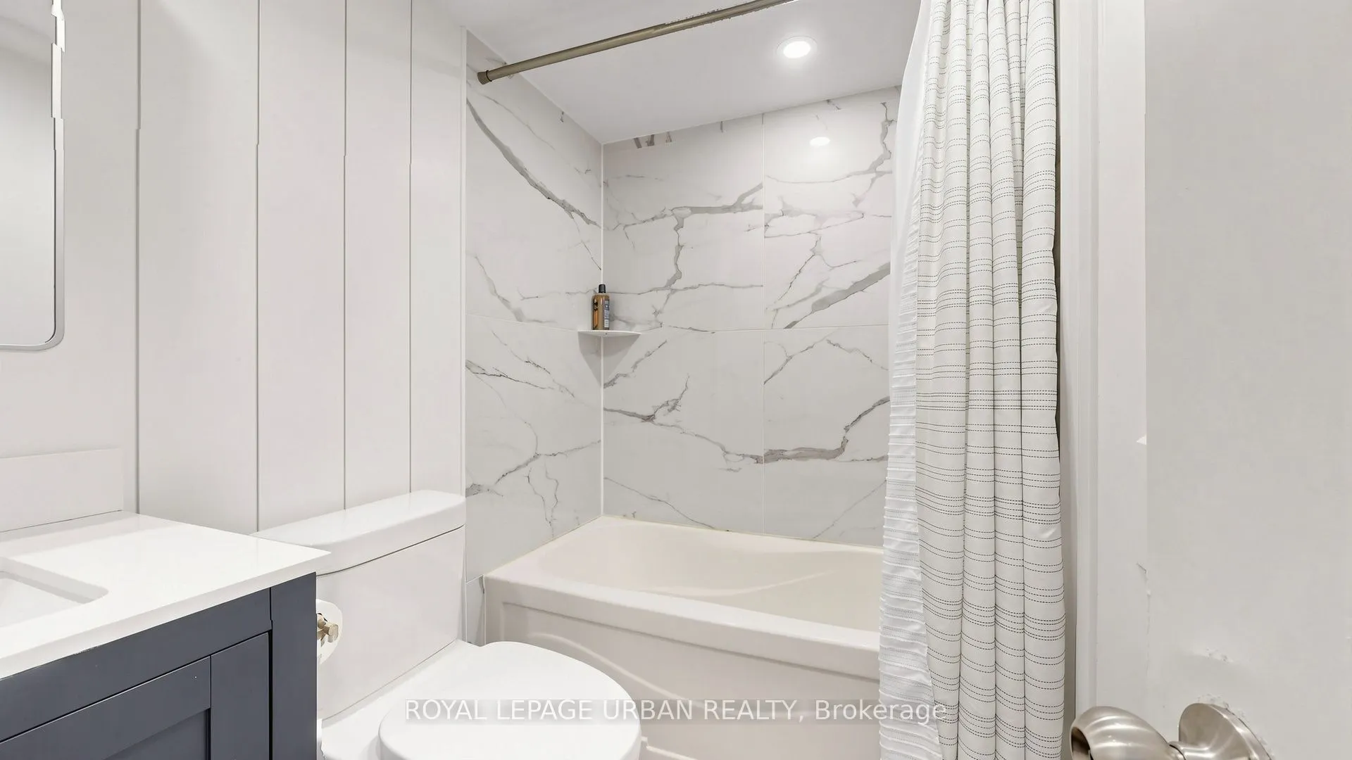 76 Munro Street #2