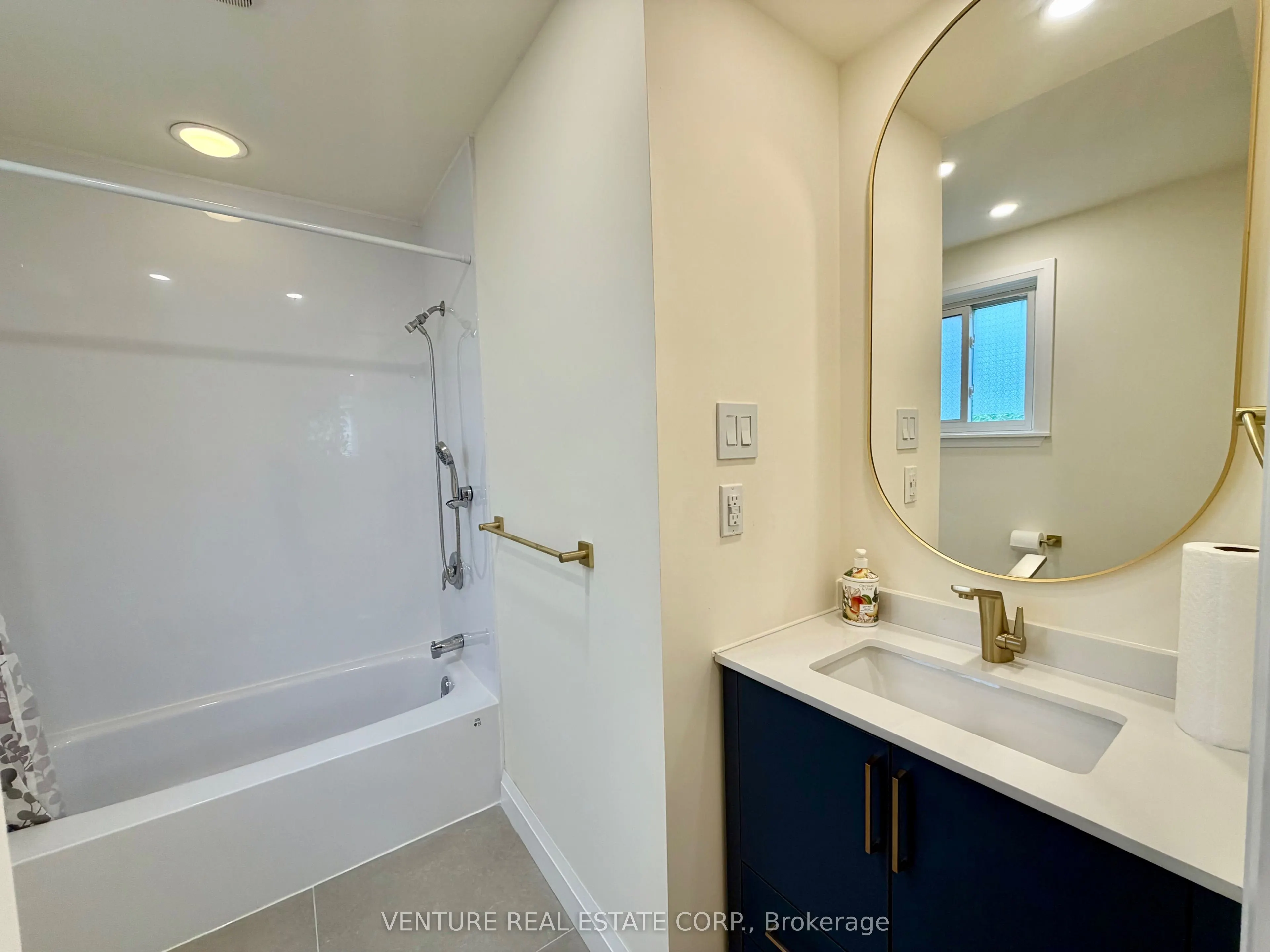 1329 Belair Crescent