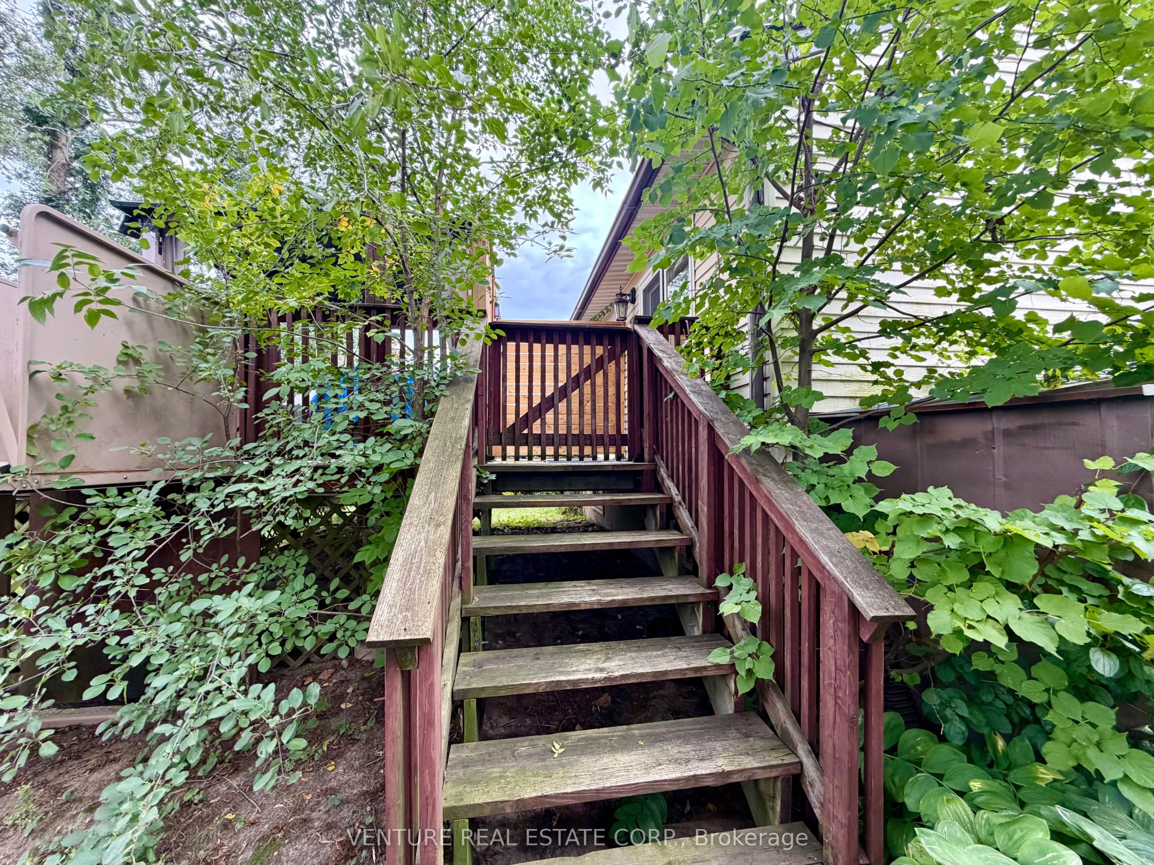 1329 Belair Crescent