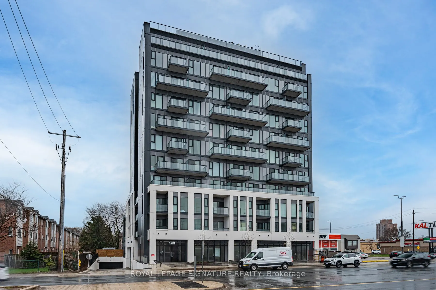4569 Kingston Road #904