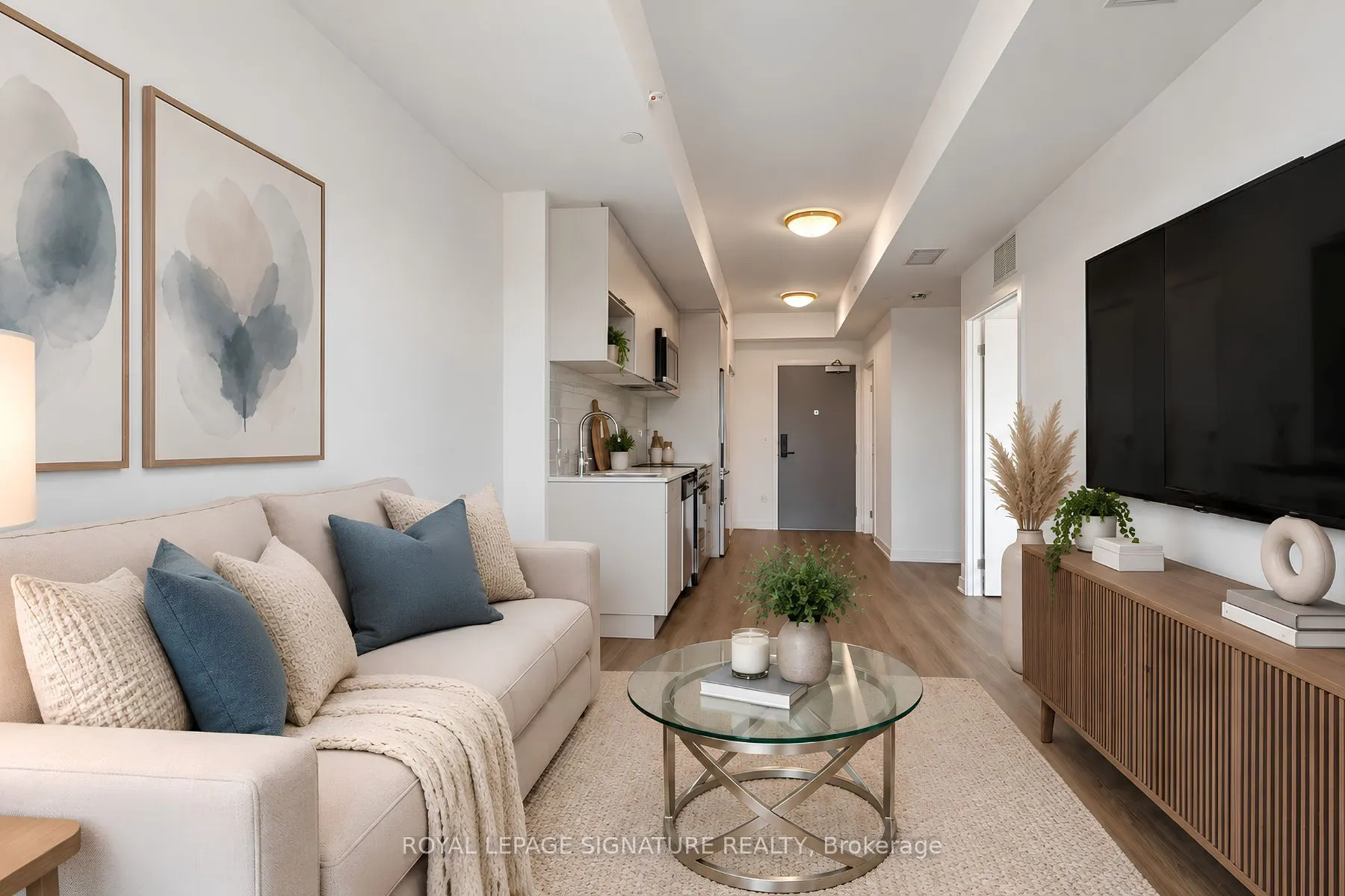 4569 Kingston Road #904