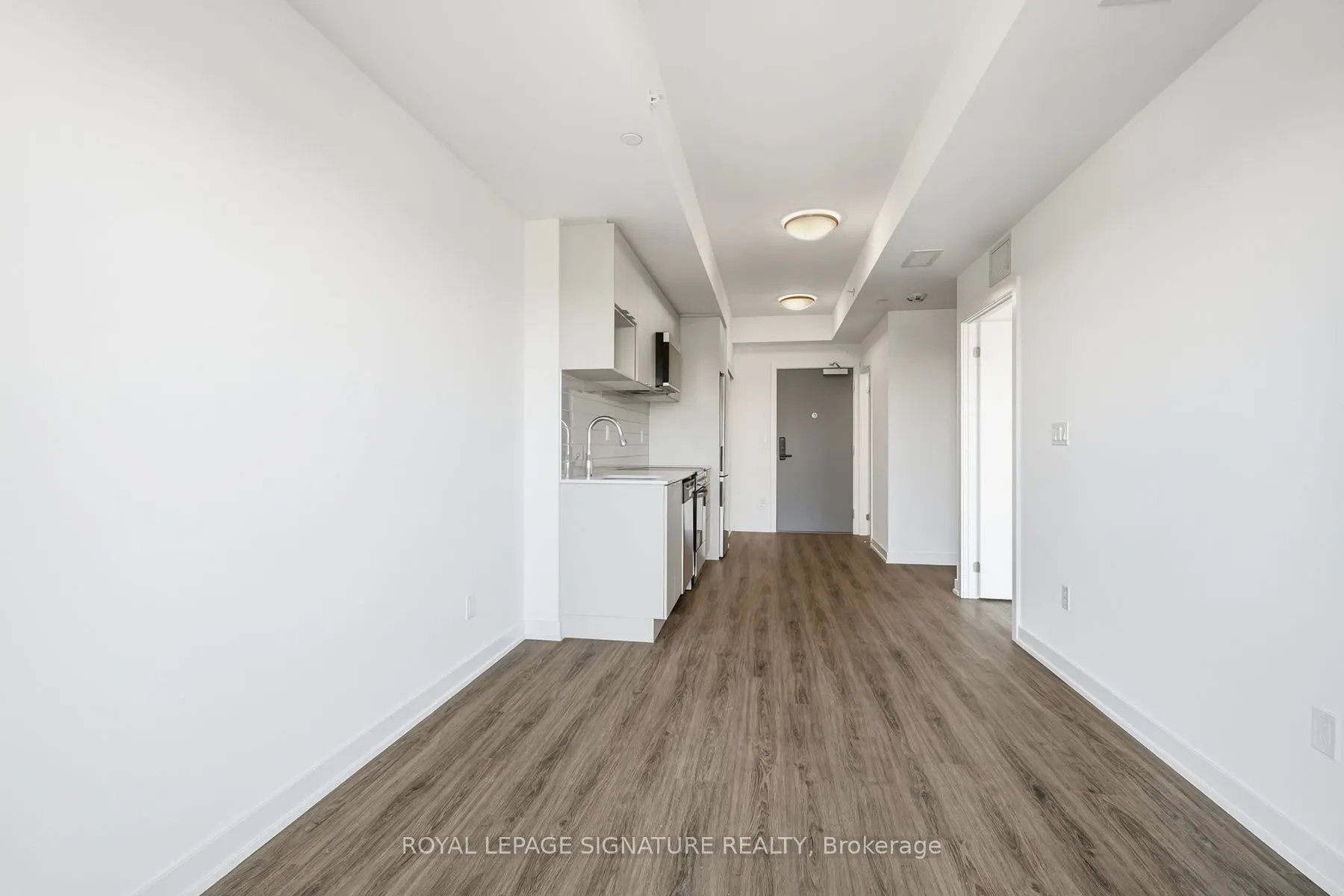 4569 Kingston Road #904