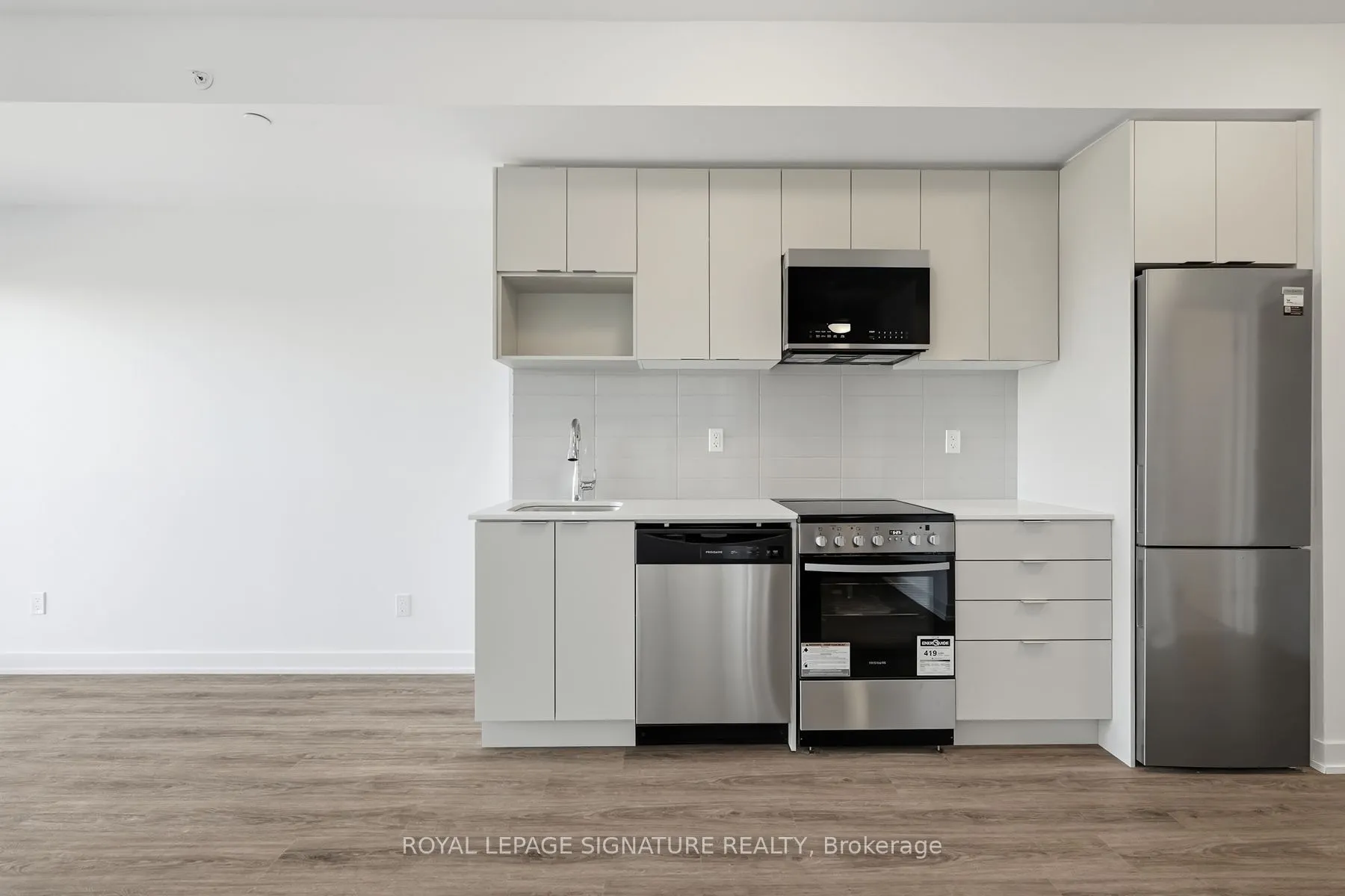 4569 Kingston Road #904
