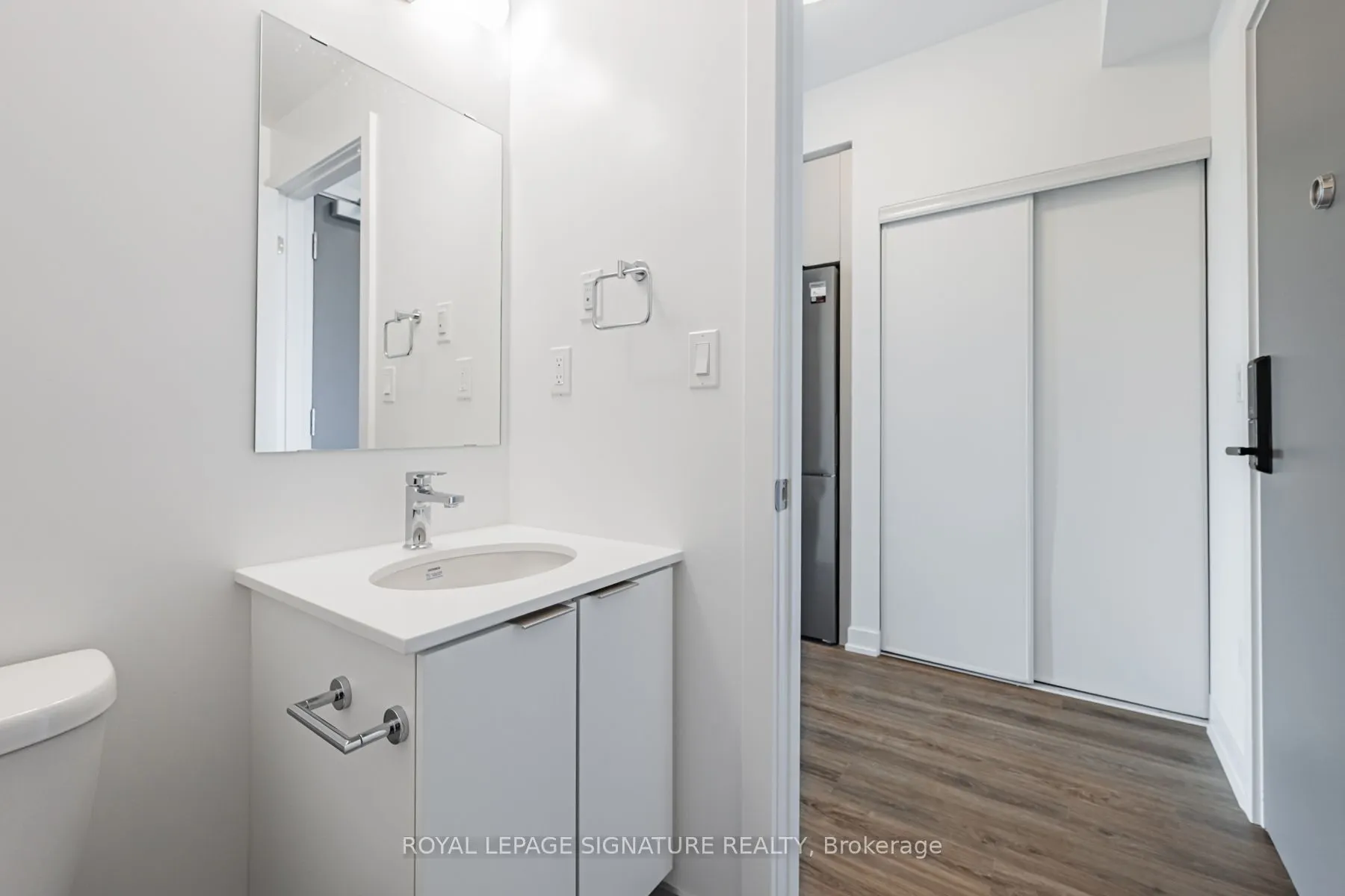 4569 Kingston Road #904