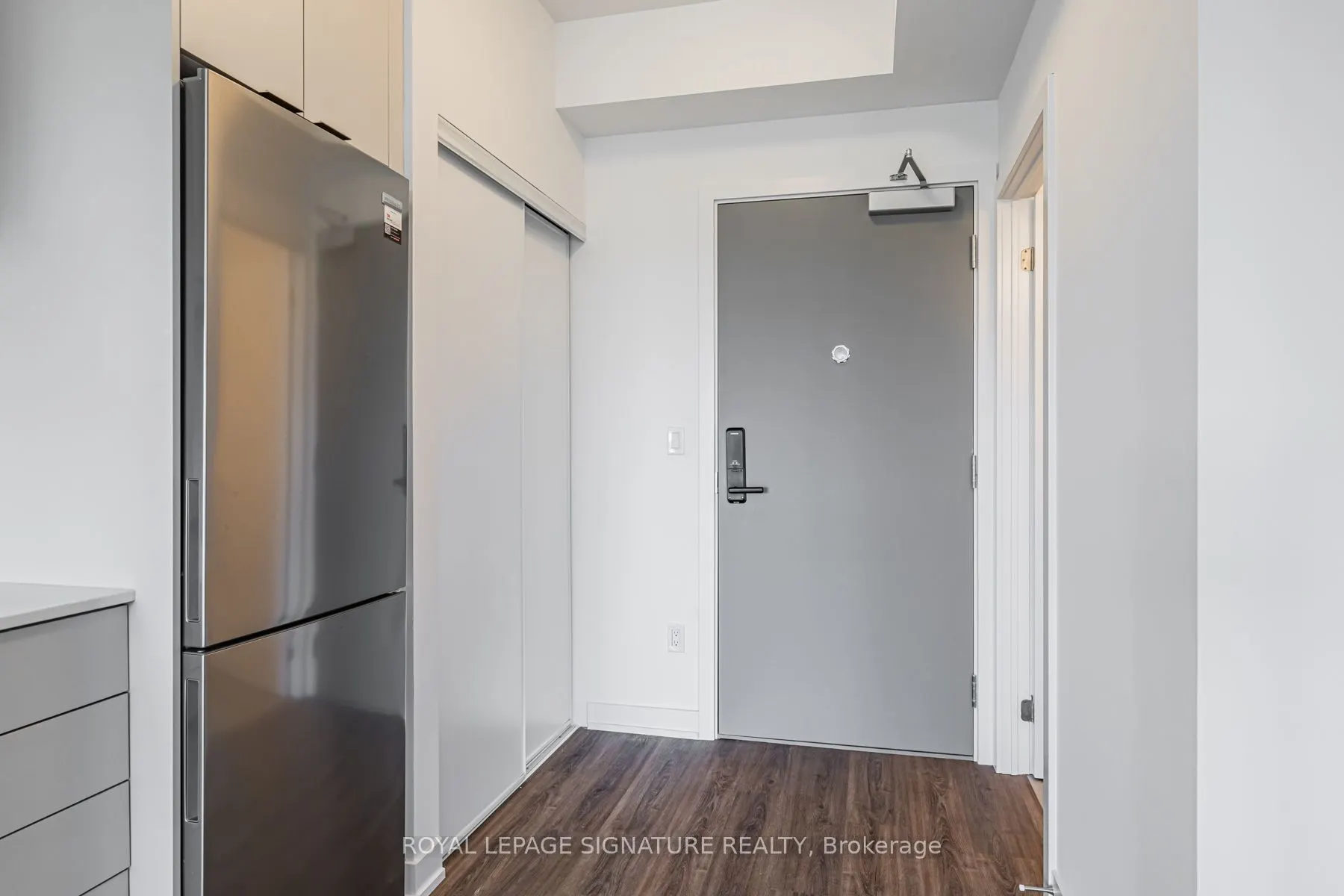 4569 Kingston Road #904