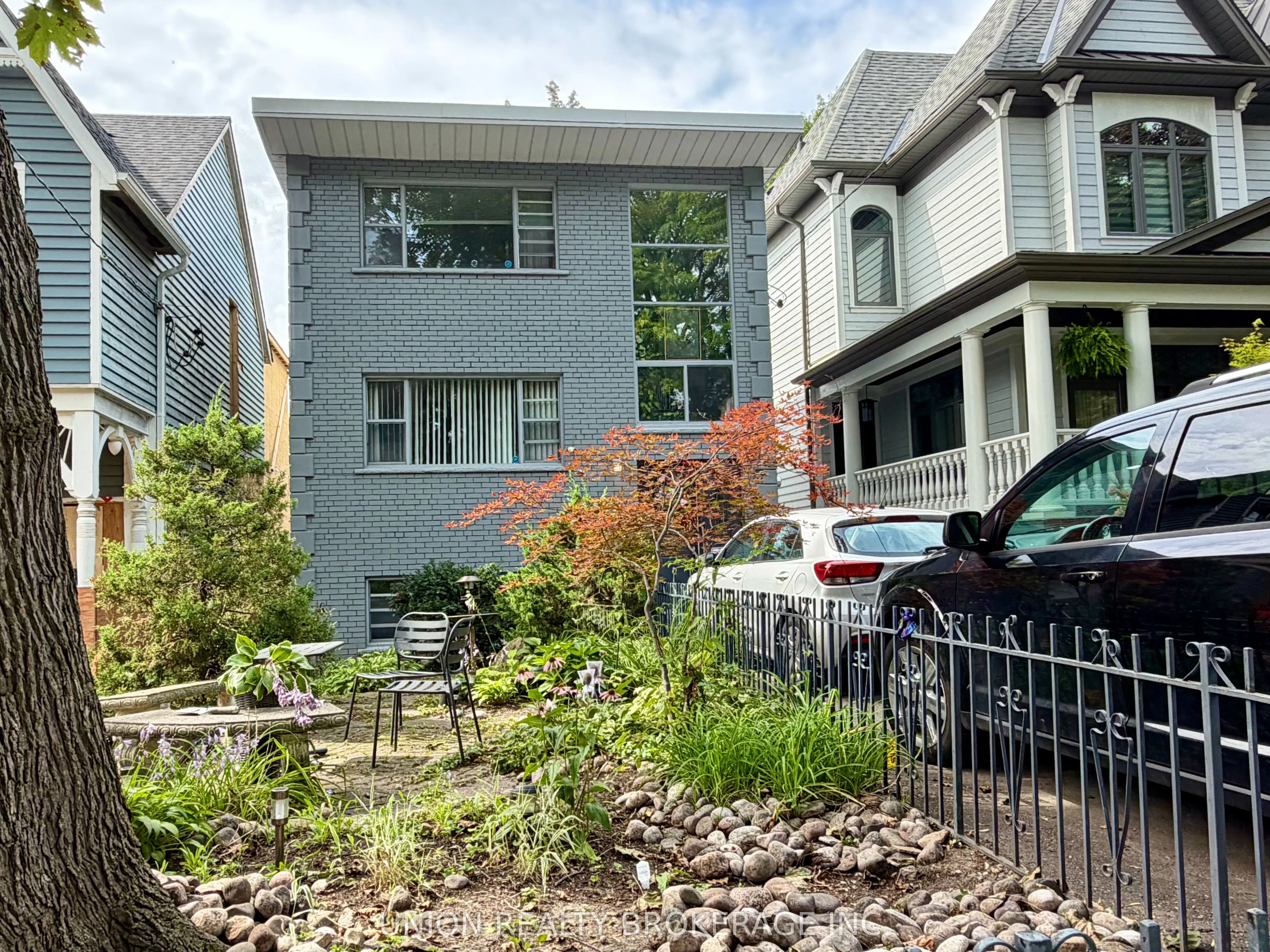 36 Balsam Avenue #Upper