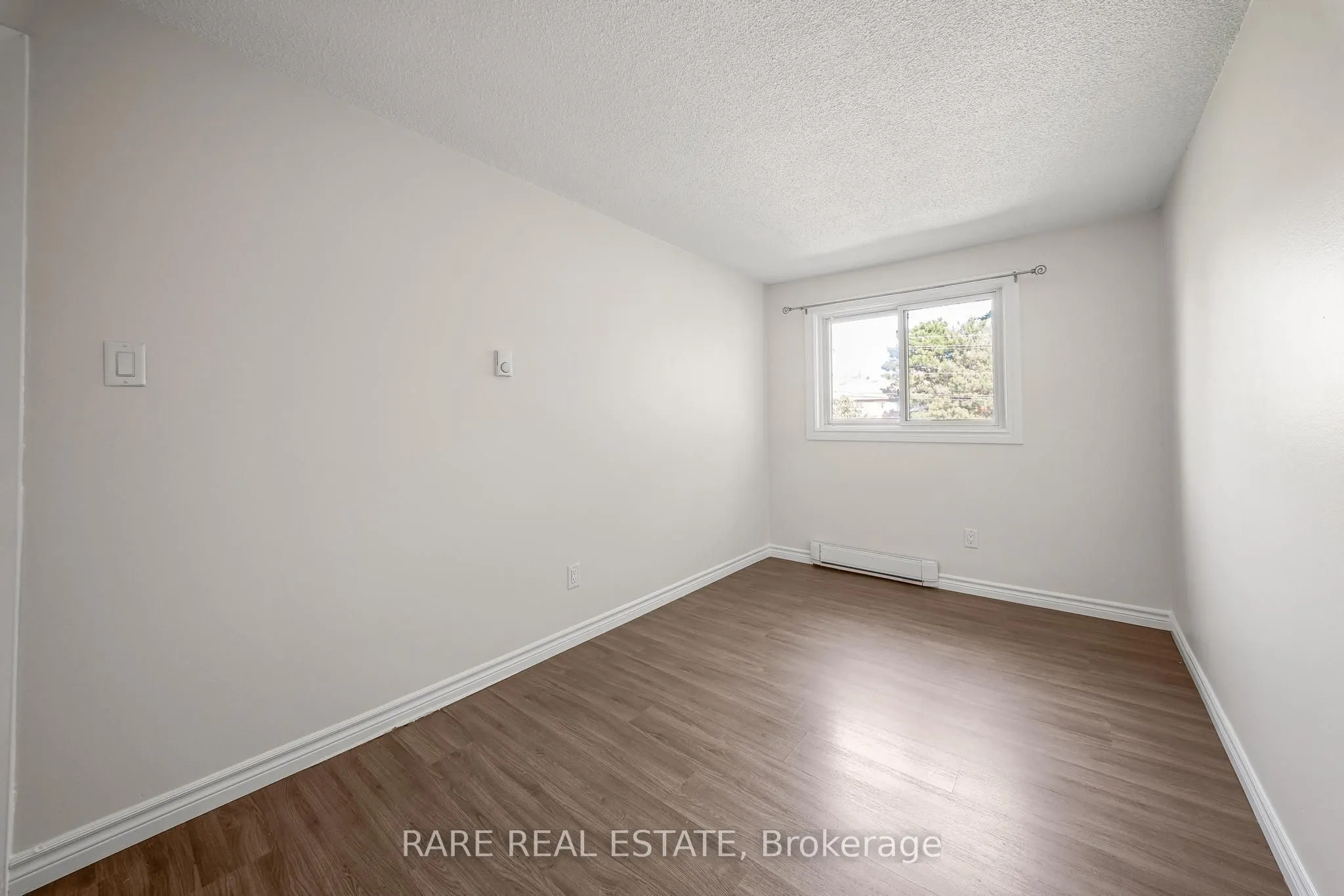 221 Ormond Drive #18