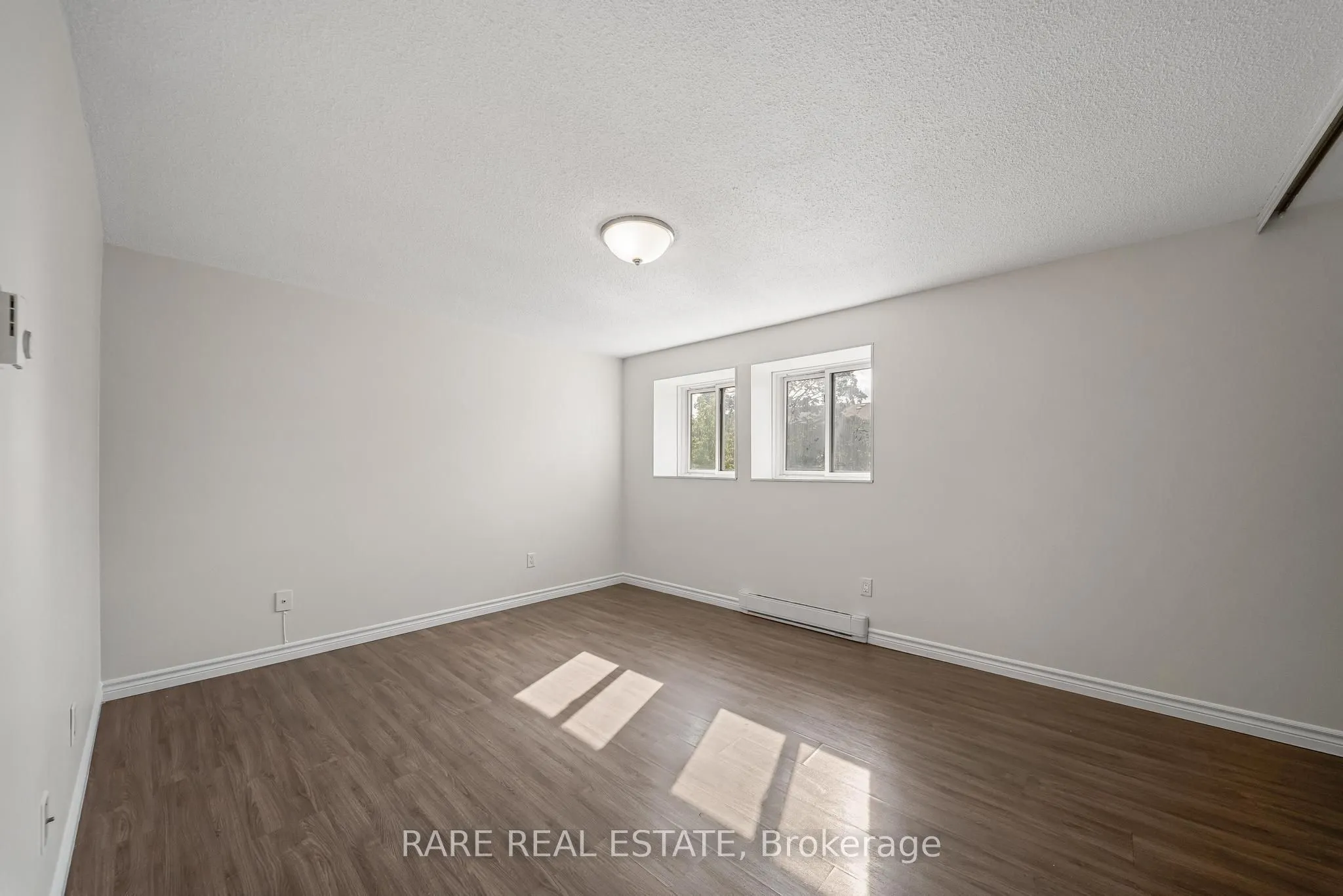 221 Ormond Drive #18