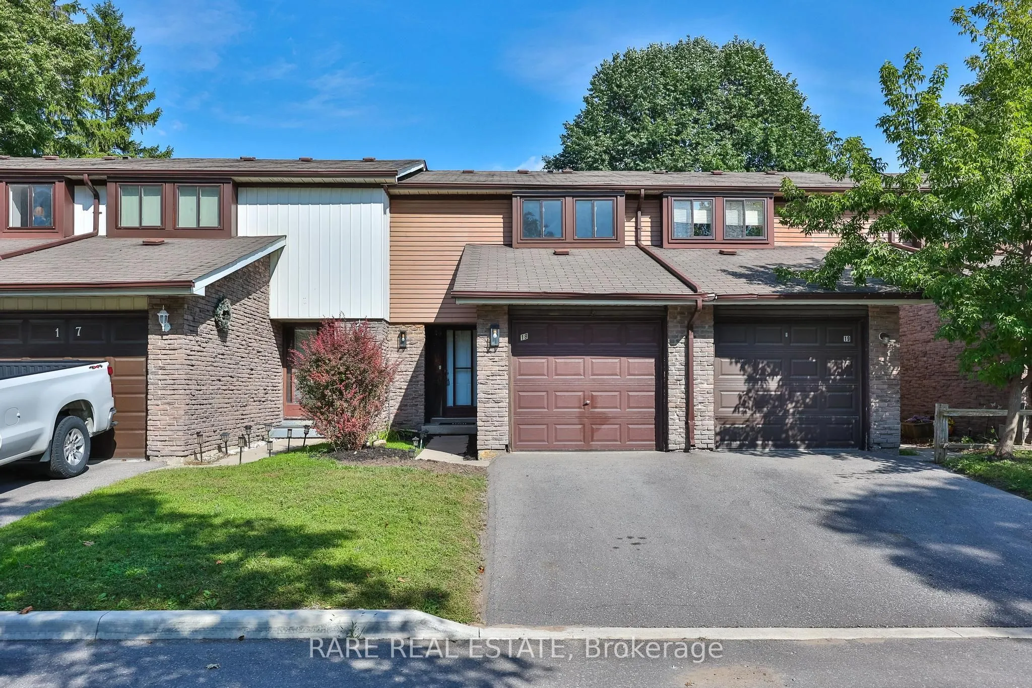 221 Ormond Drive #18