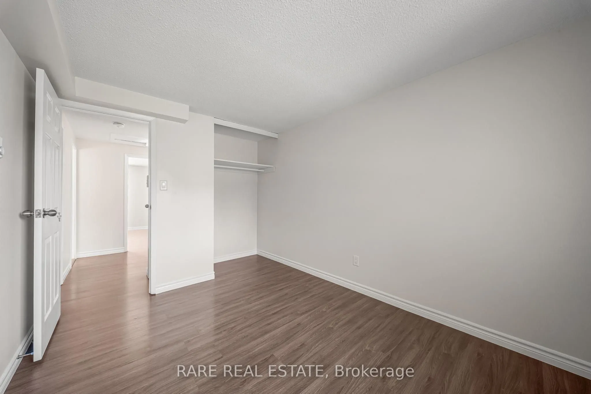 221 Ormond Drive #18