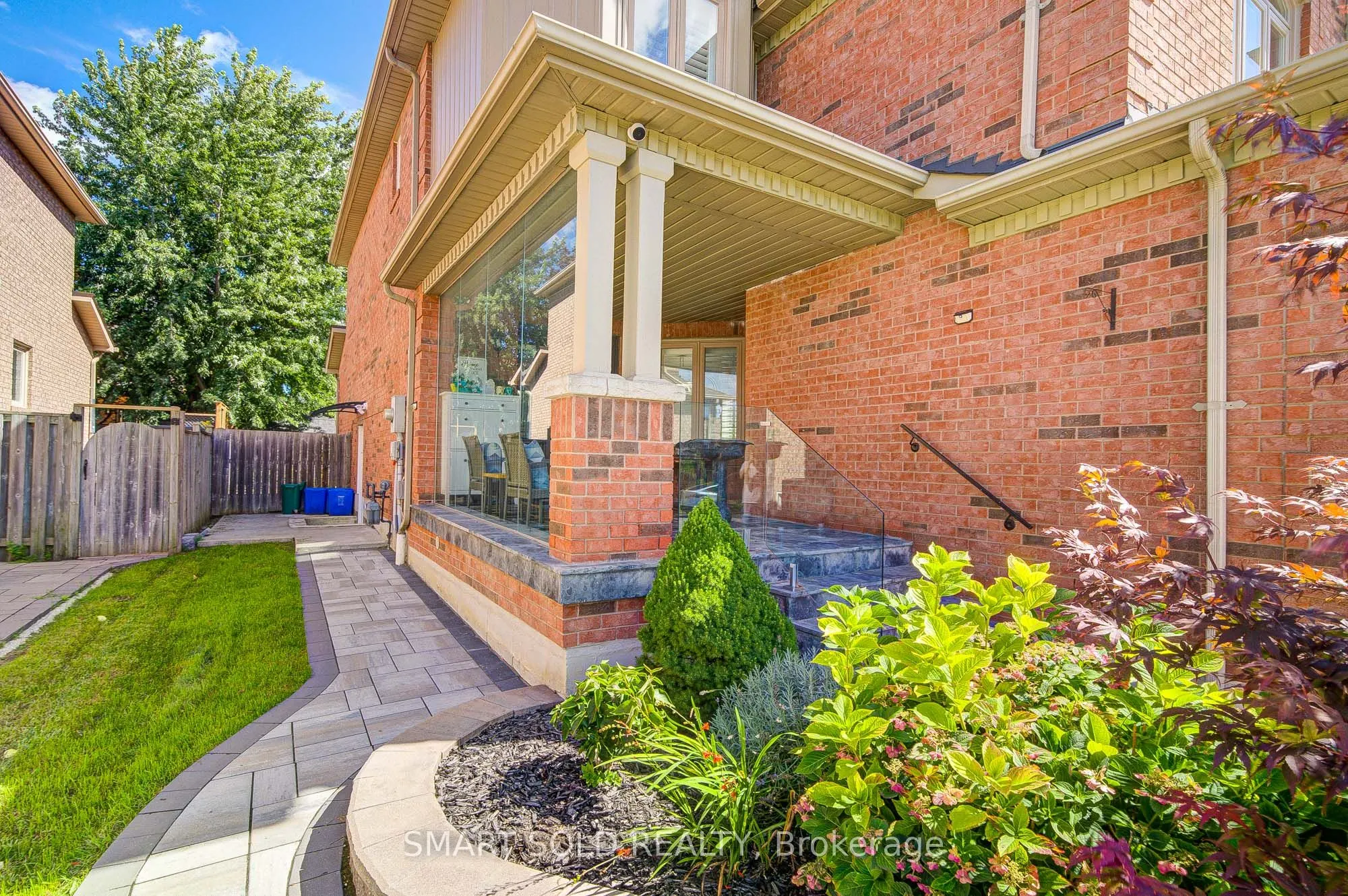 157 Waller Street