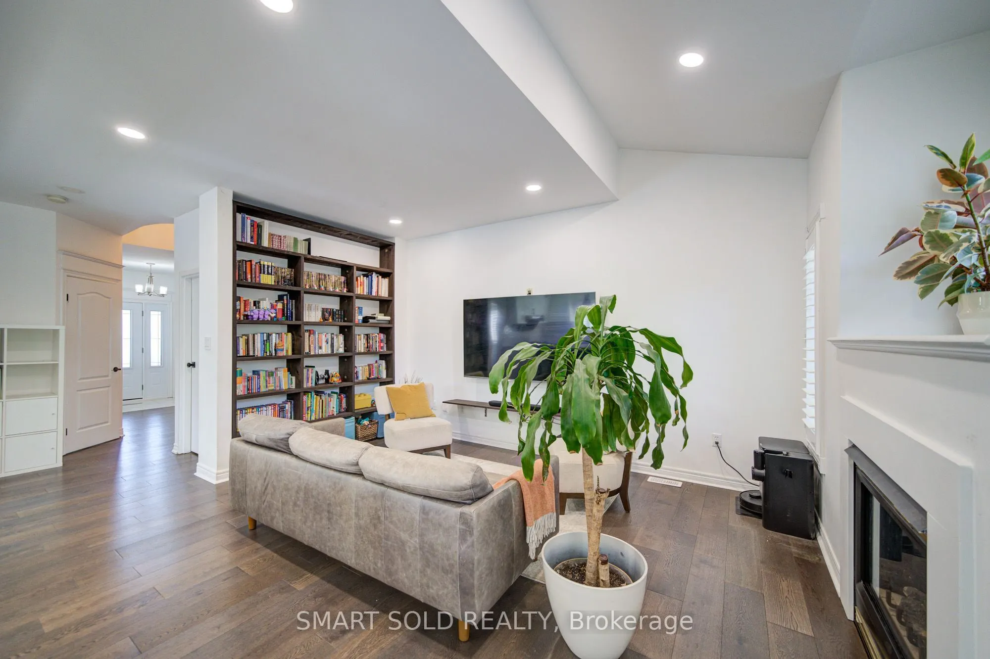 157 Waller Street