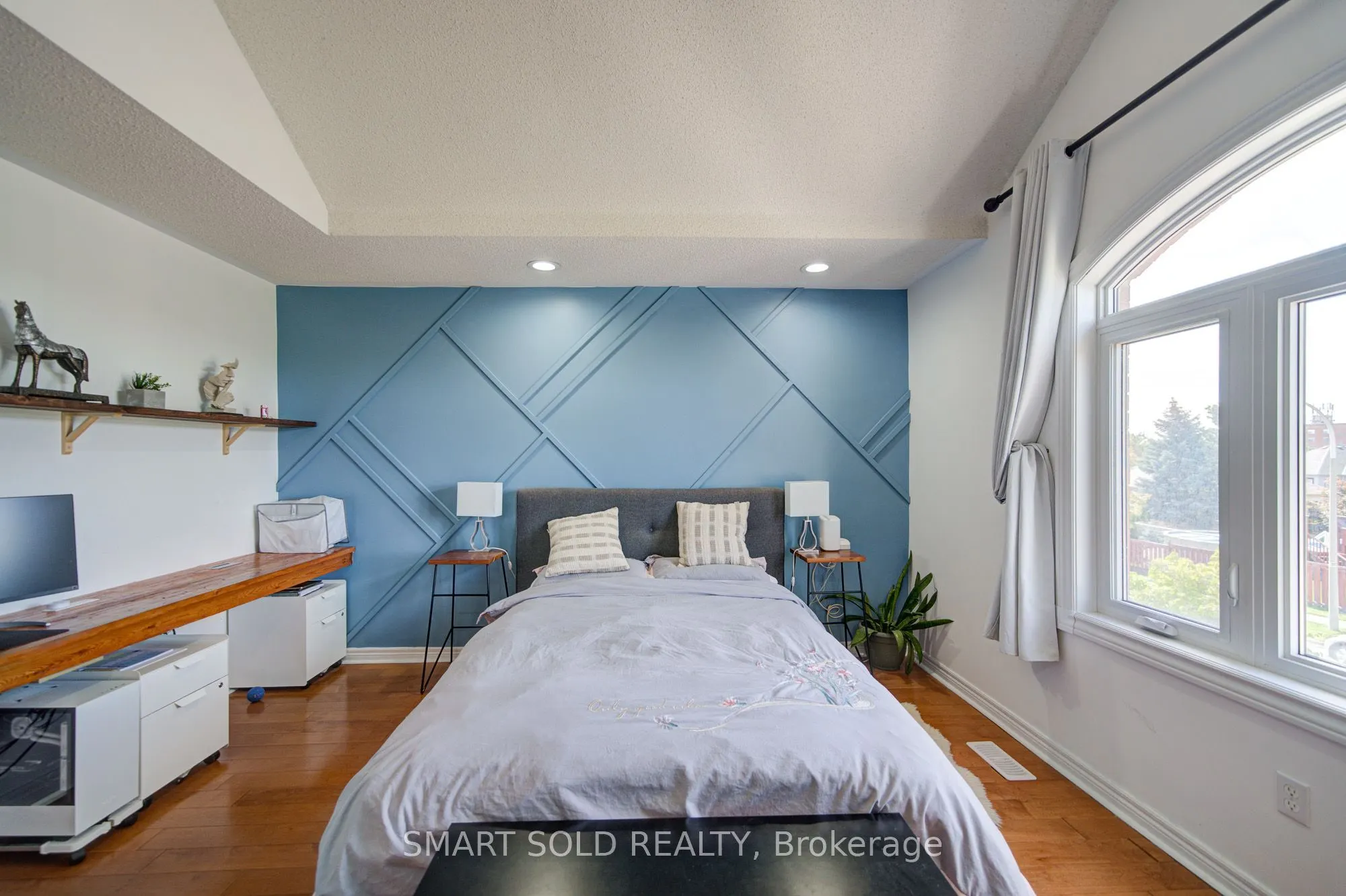 157 Waller Street