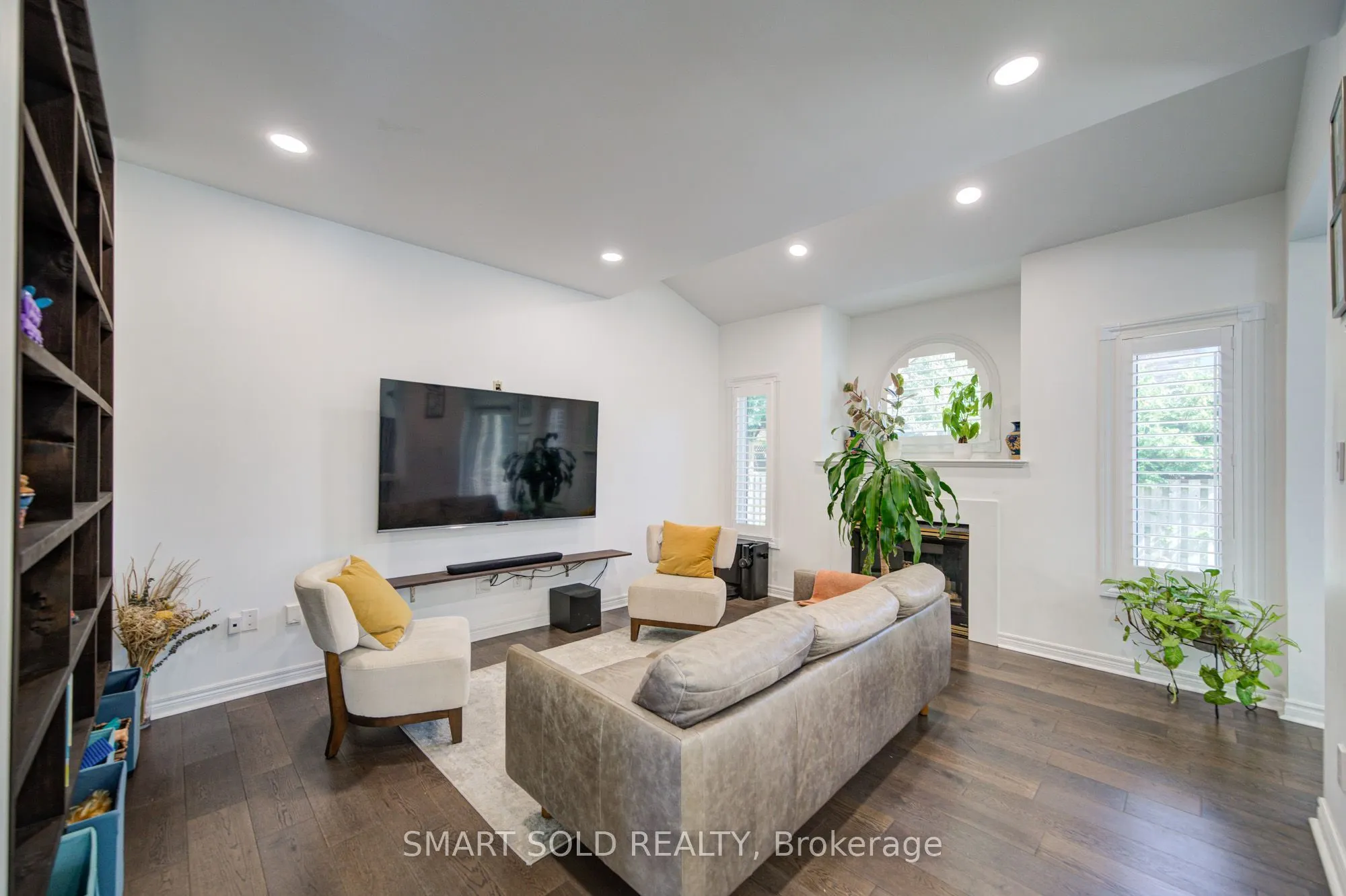 157 Waller Street