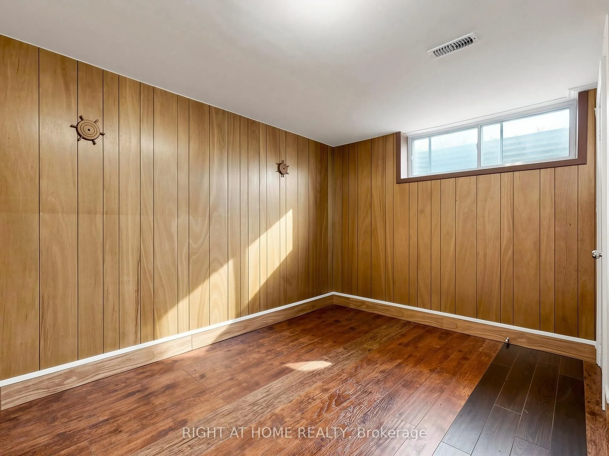 65 Darlingside Drive