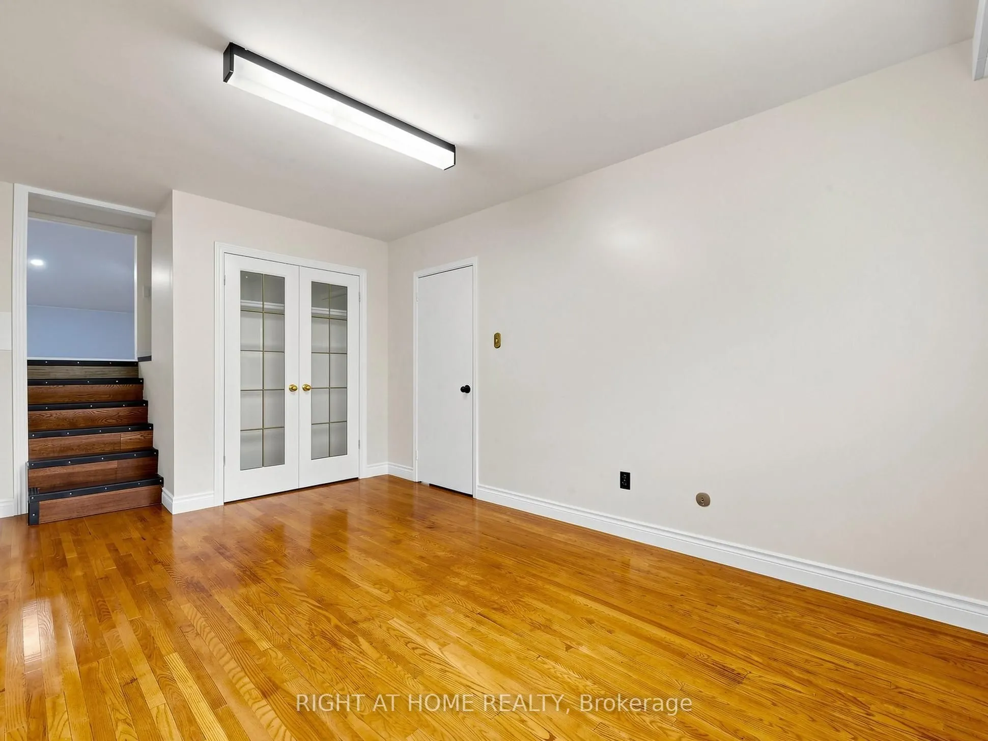 65 Darlingside Drive