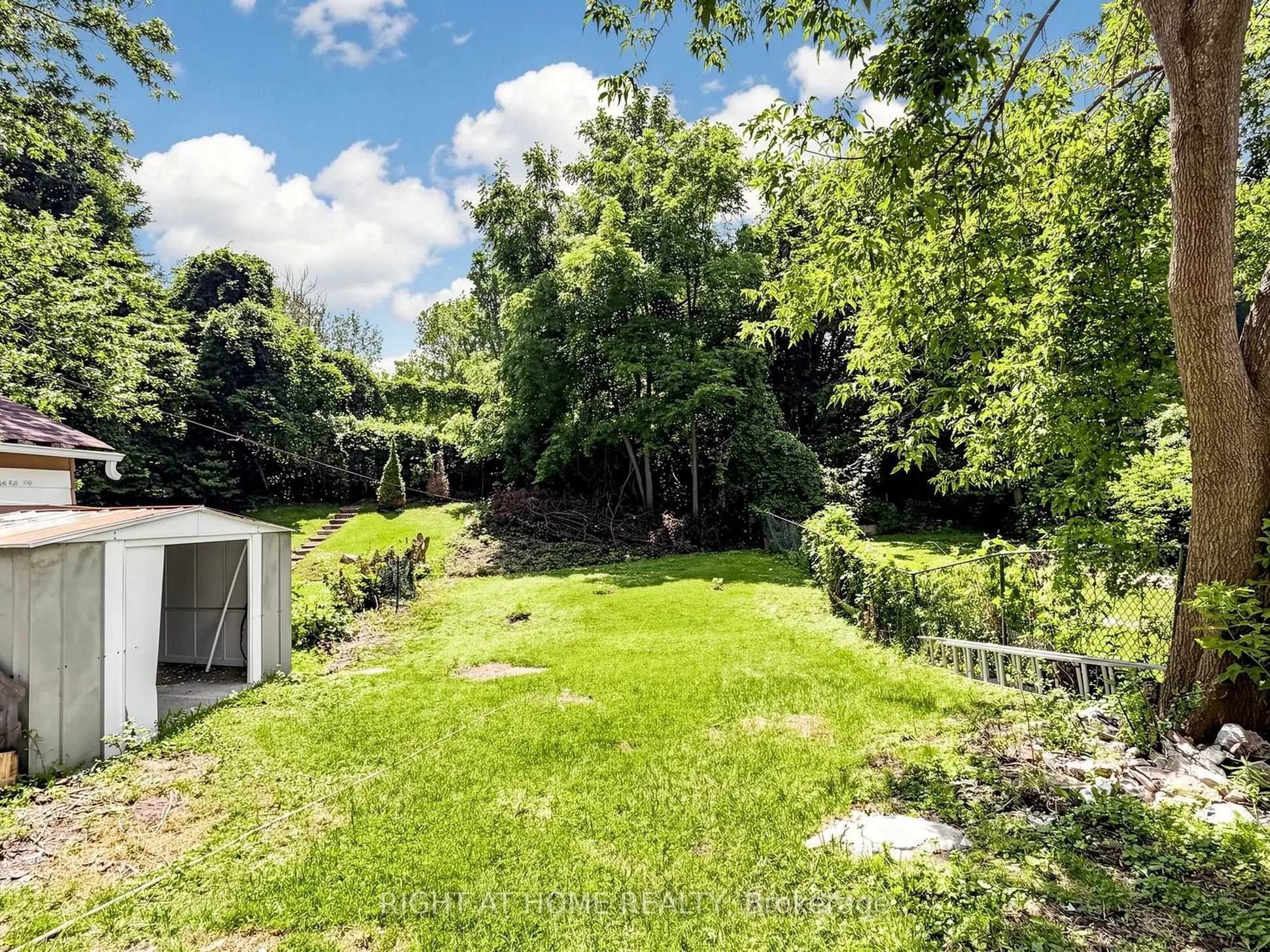 65 Darlingside Drive