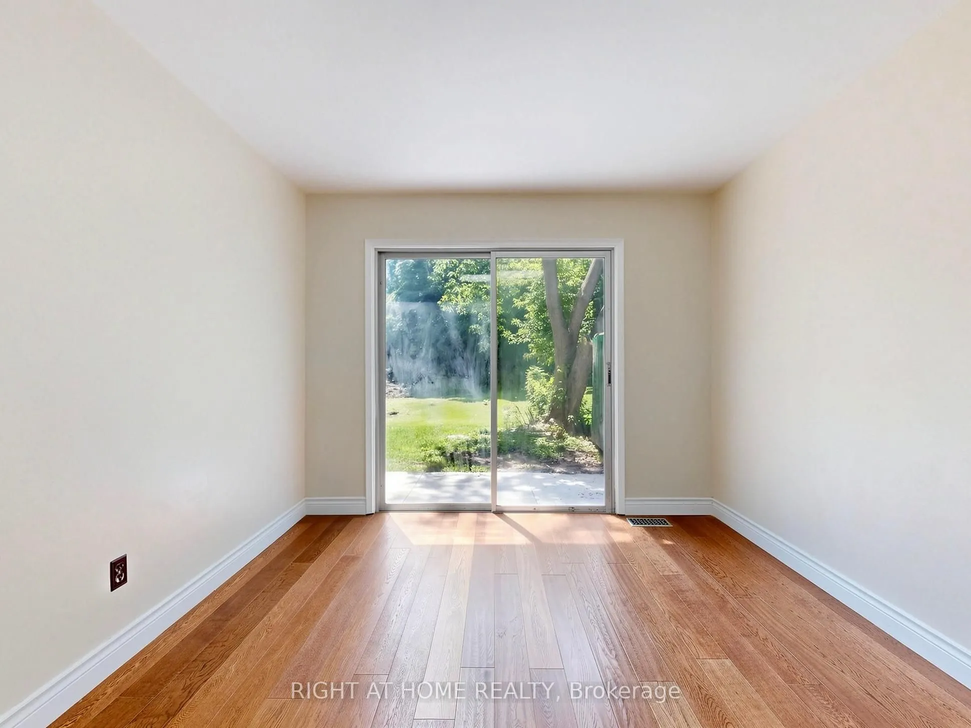 65 Darlingside Drive