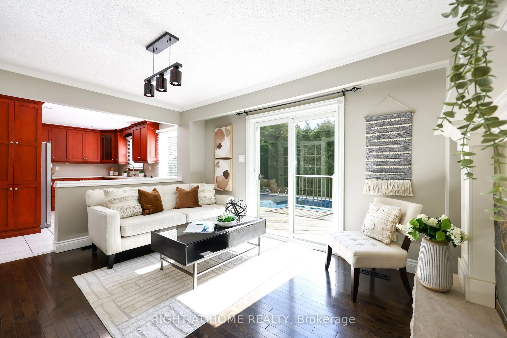 65 Anstead Crescent