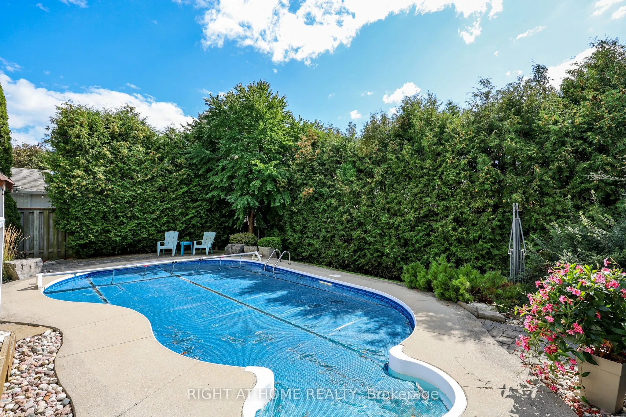 65 Anstead Crescent