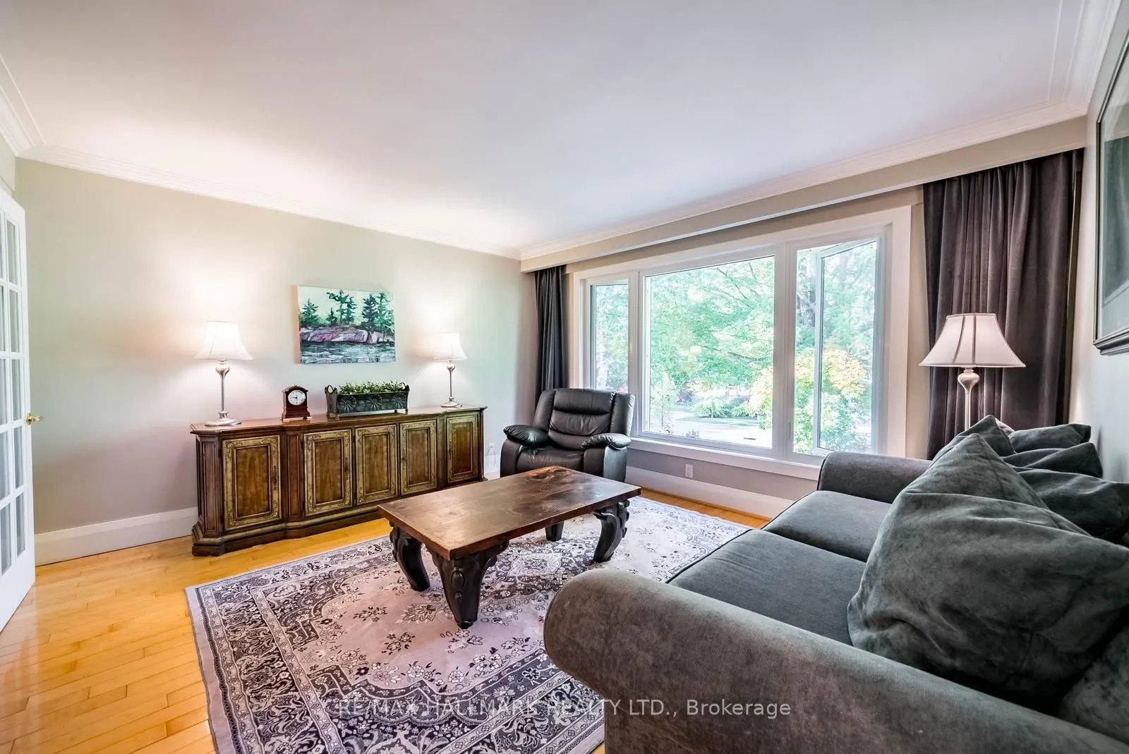 55 Larwood Boulevard