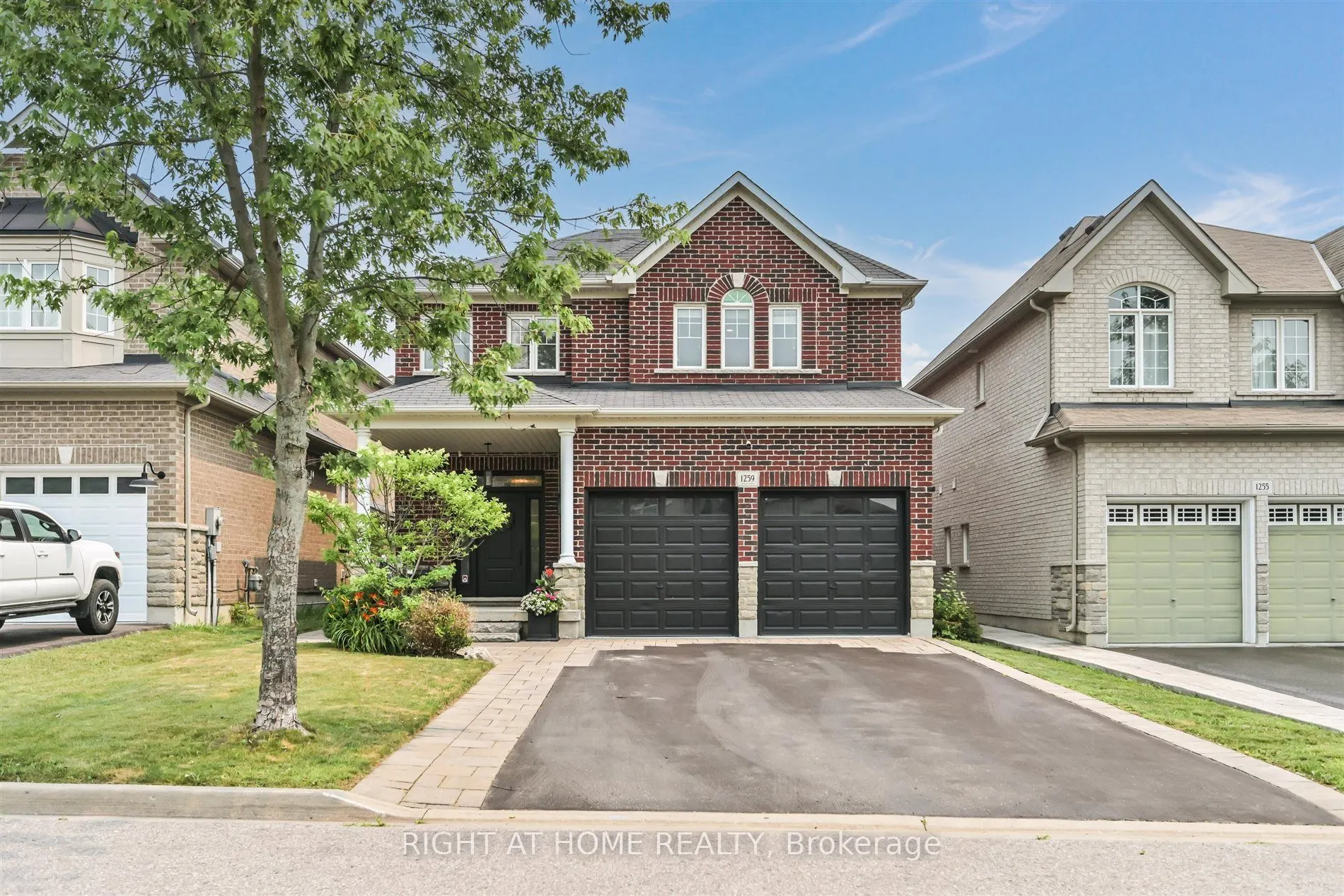 1259 Aldsworth Crescent