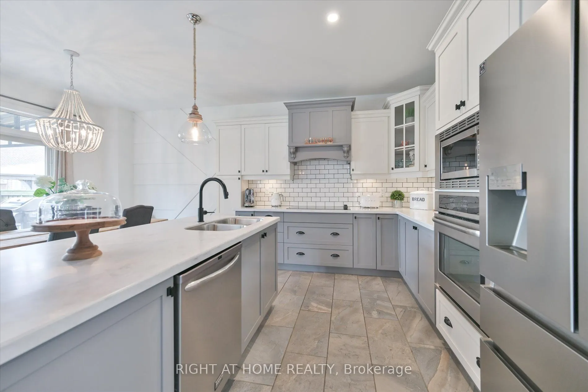 1259 Aldsworth Crescent