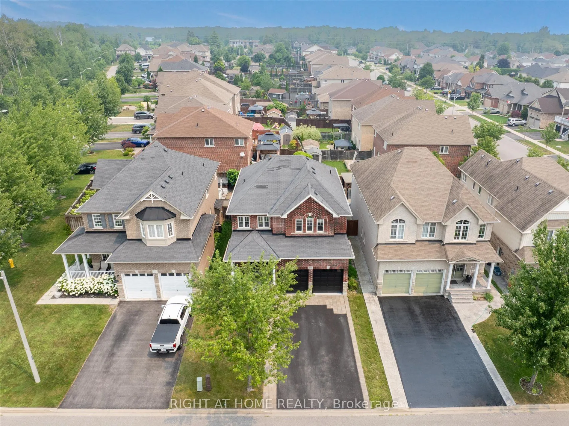 1259 Aldsworth Crescent