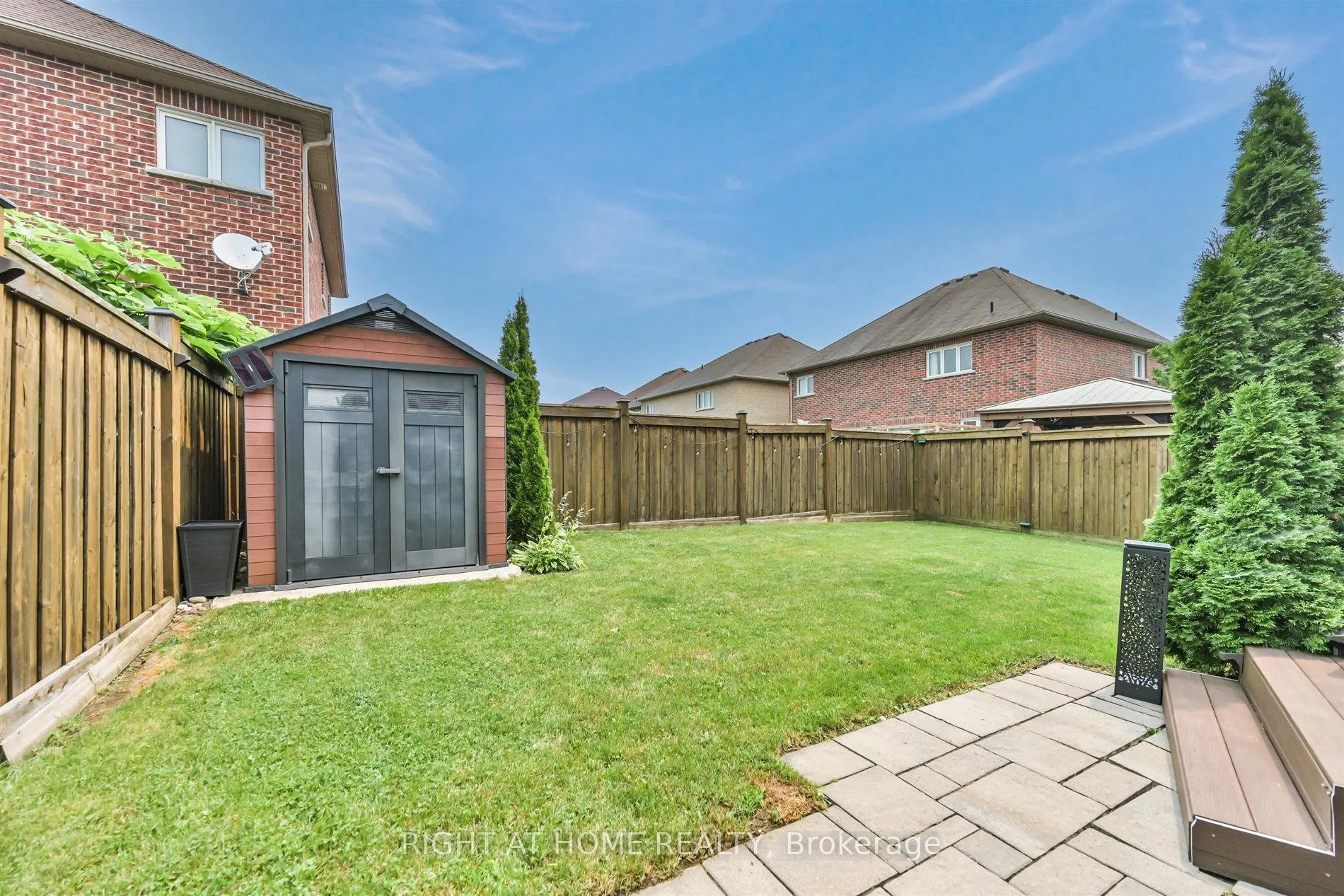 1259 Aldsworth Crescent