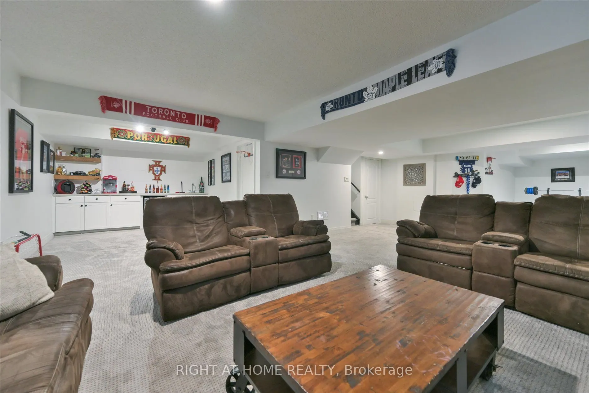 1259 Aldsworth Crescent