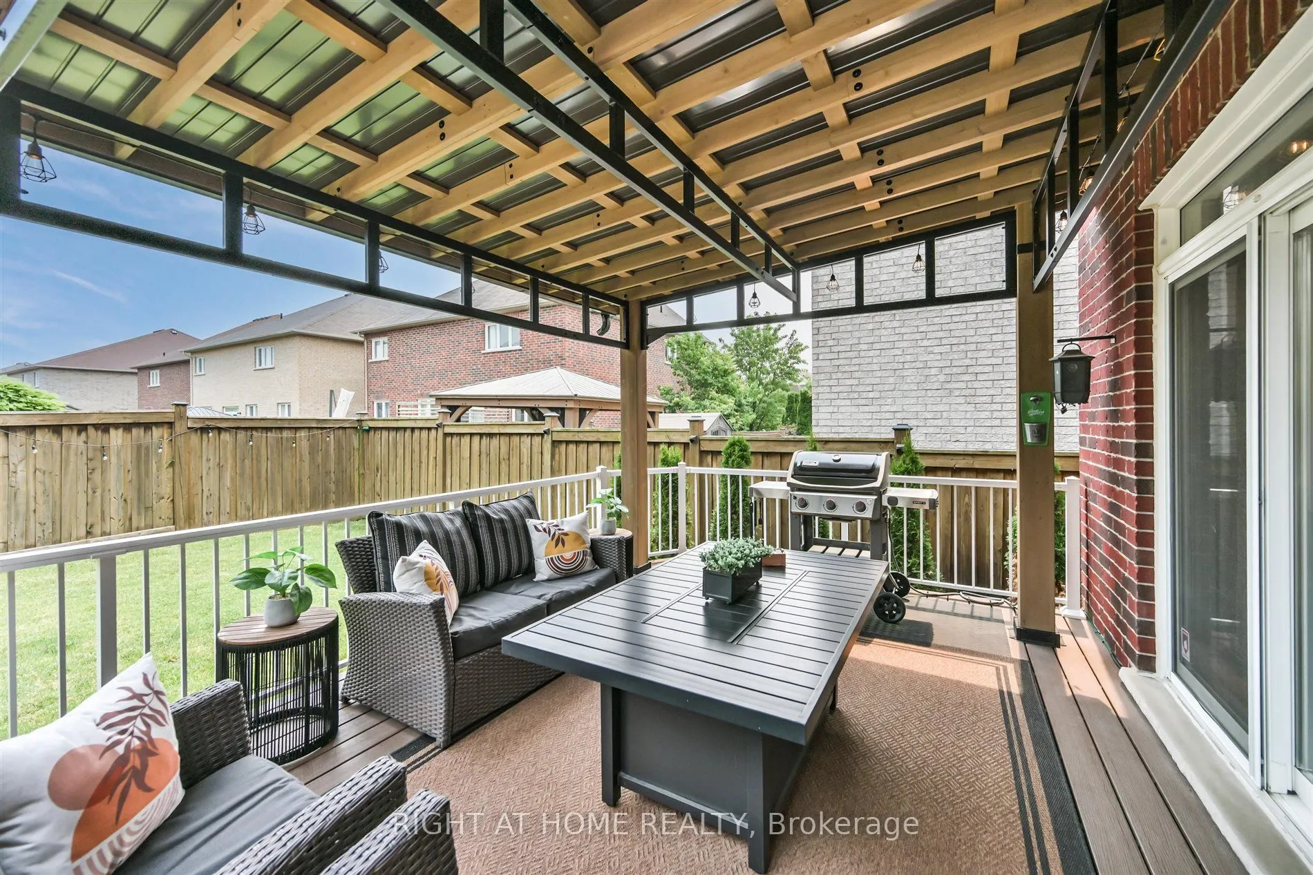 1259 Aldsworth Crescent