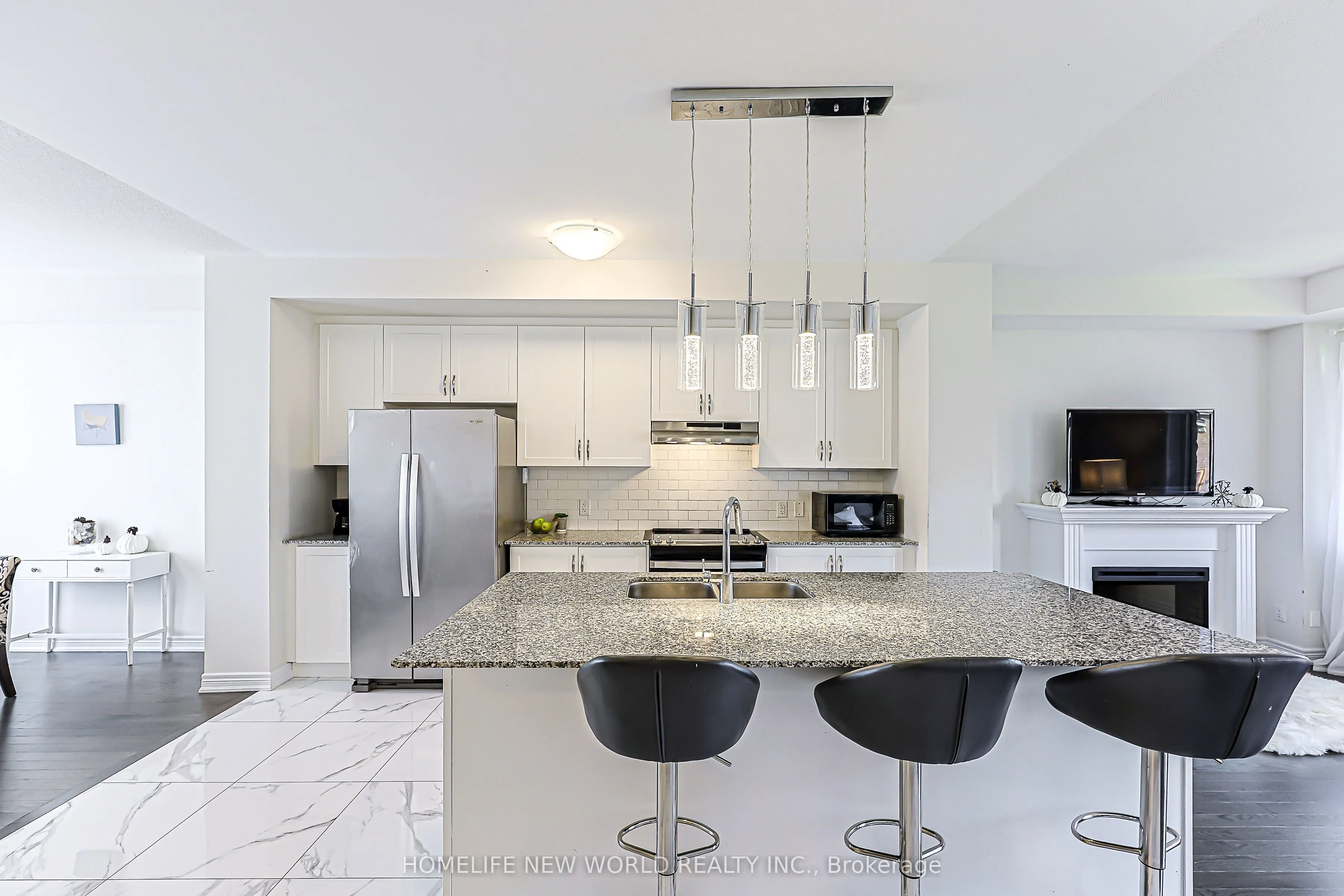 56 Elkington Crescent