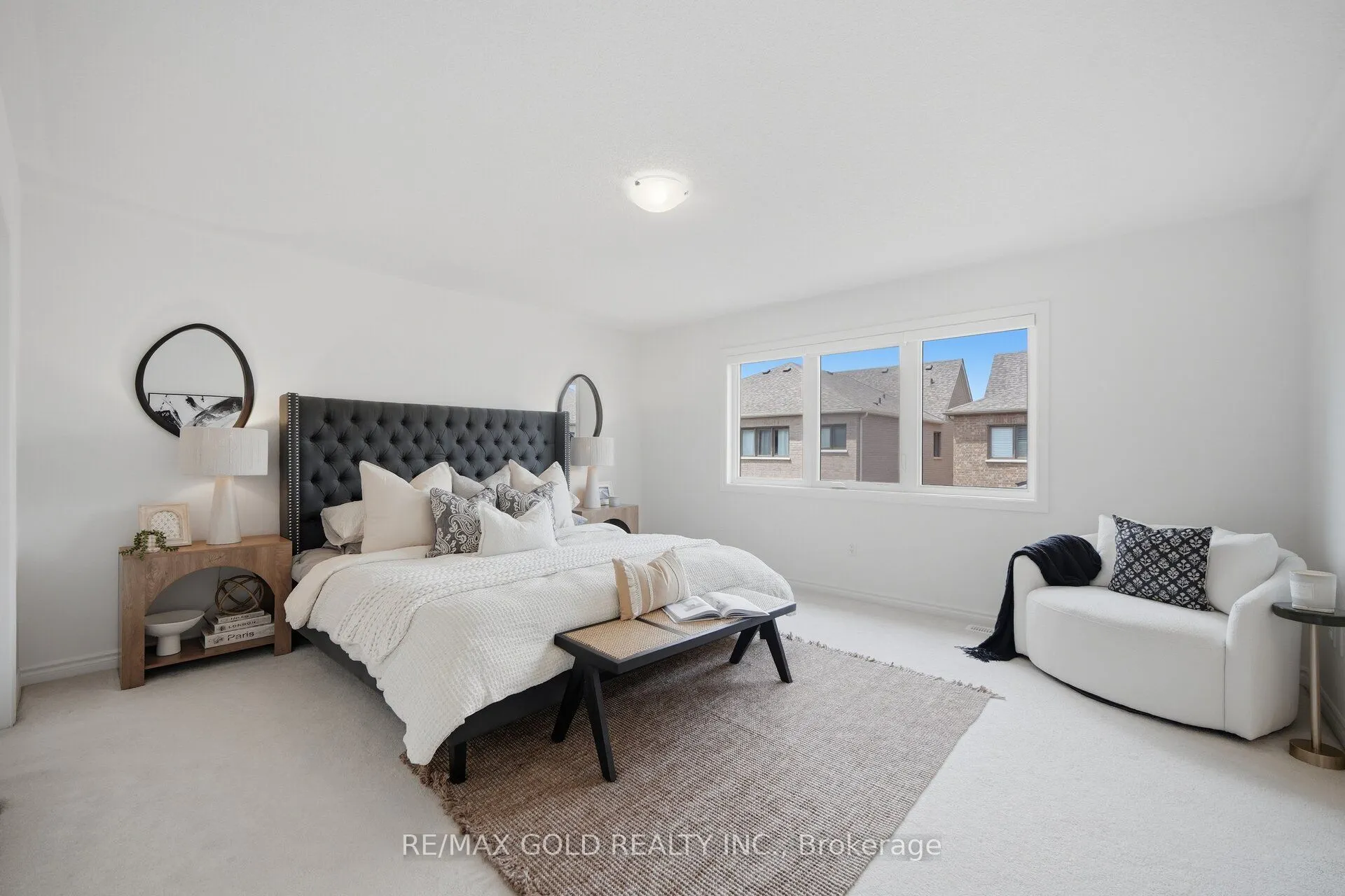 8 Huggins Drive