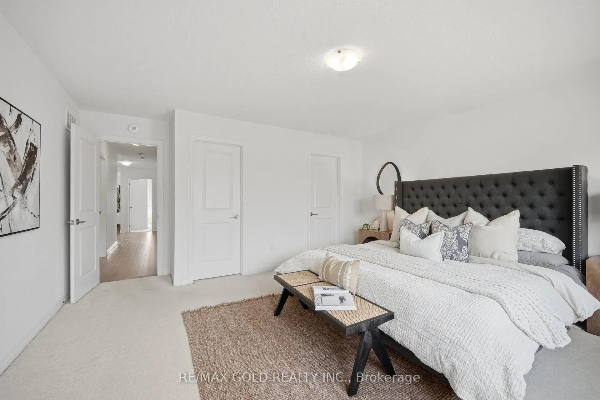 8 Huggins Drive