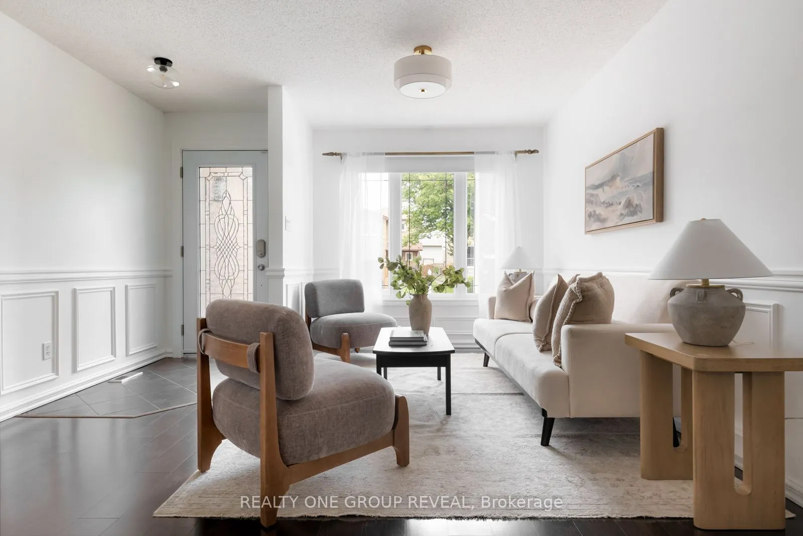 6 Mcfeeters Crescent
