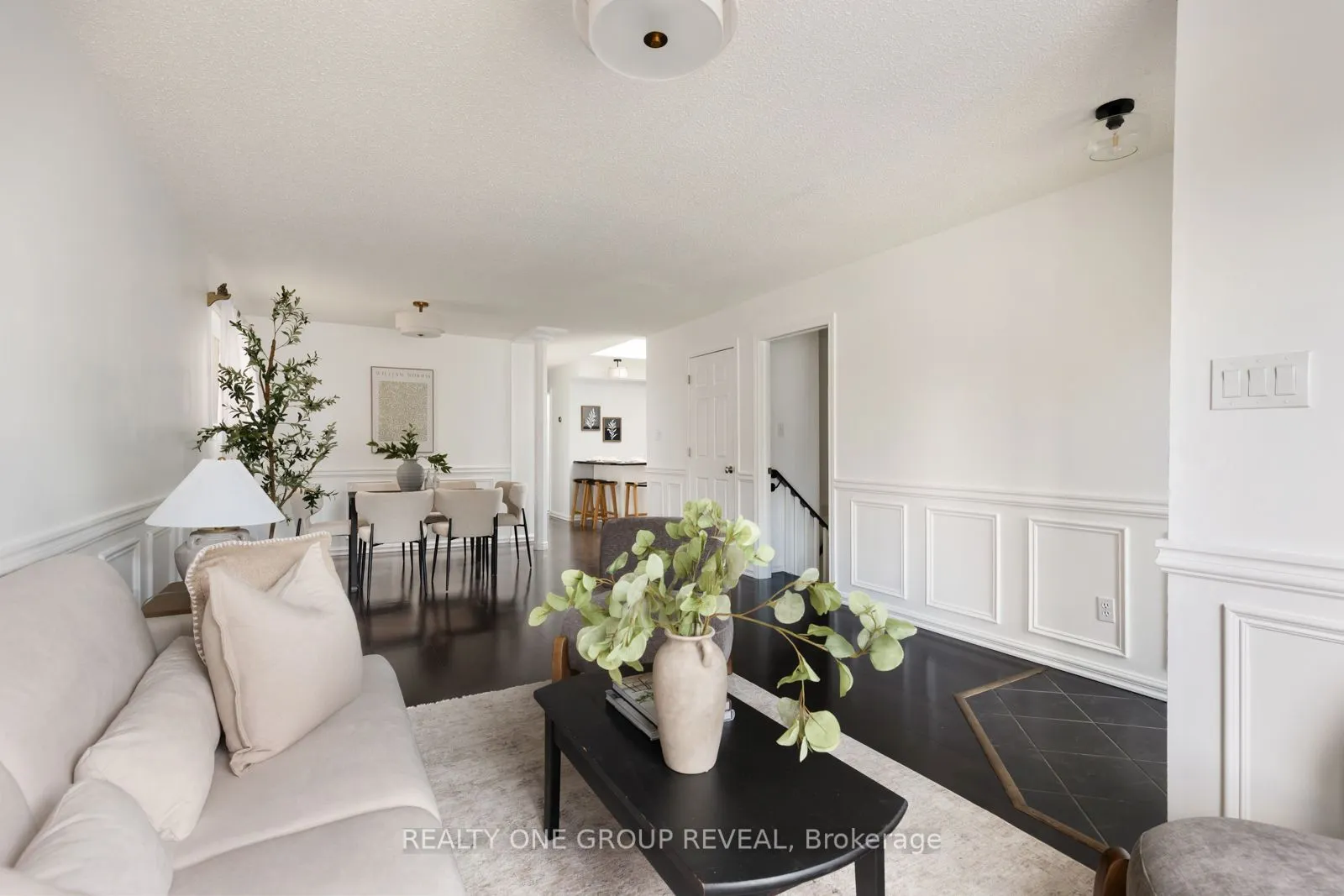 6 Mcfeeters Crescent