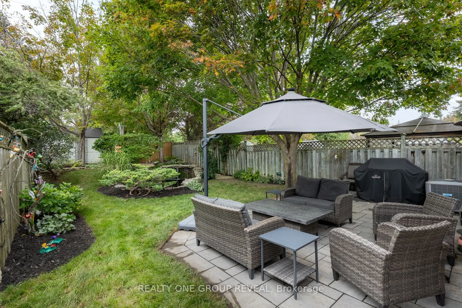 6 Mcfeeters Crescent