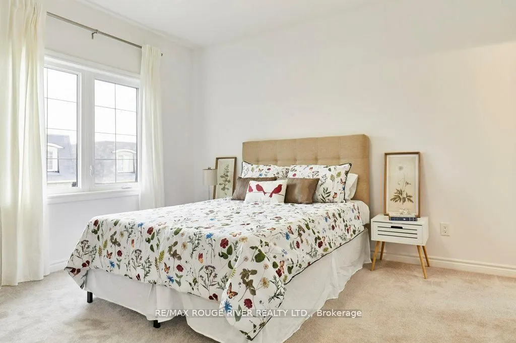6 Seagrave Lane