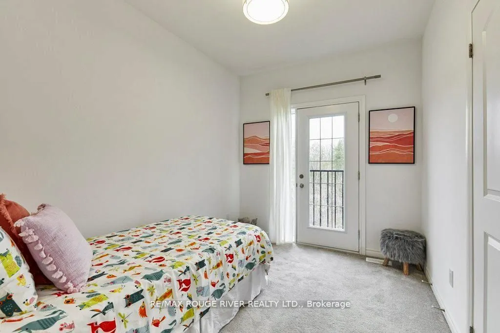 6 Seagrave Lane