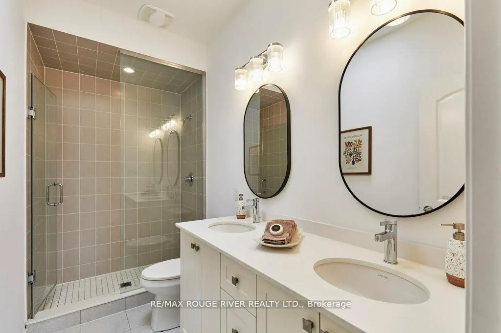 6 Seagrave Lane