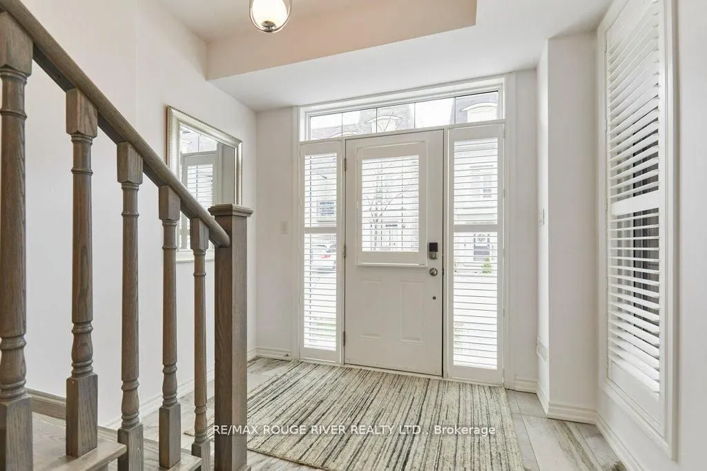 6 Seagrave Lane