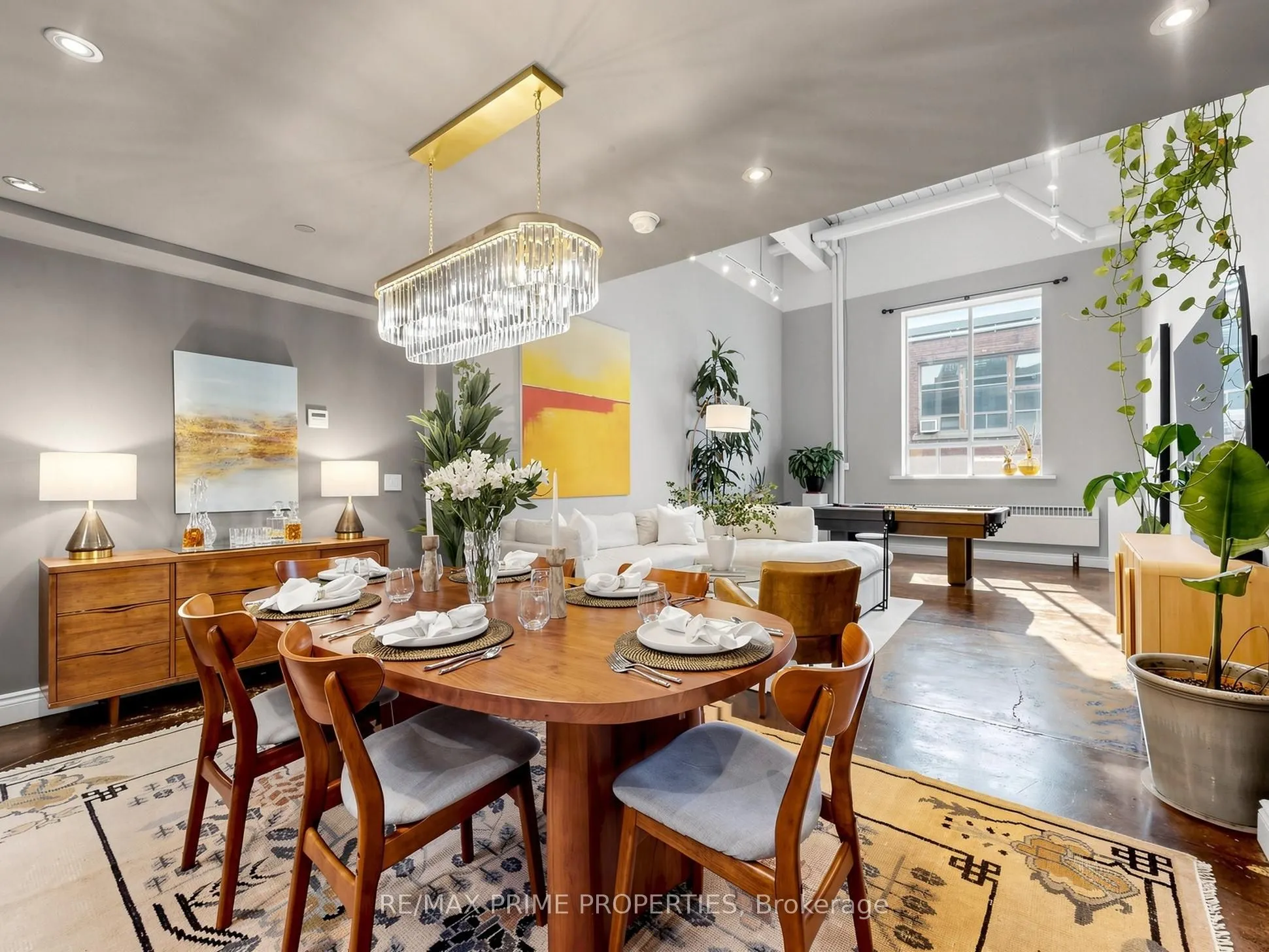 326 Carlaw Avenue #108