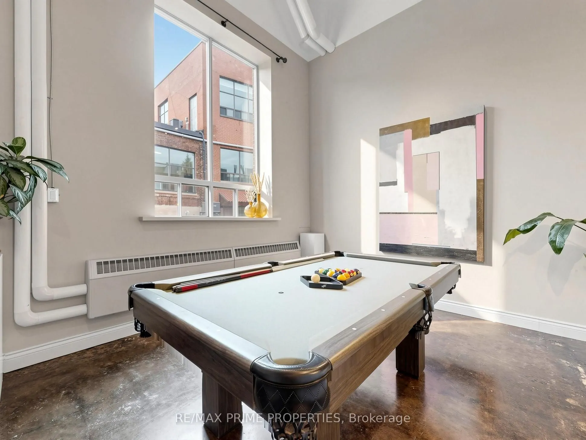 326 Carlaw Avenue #108