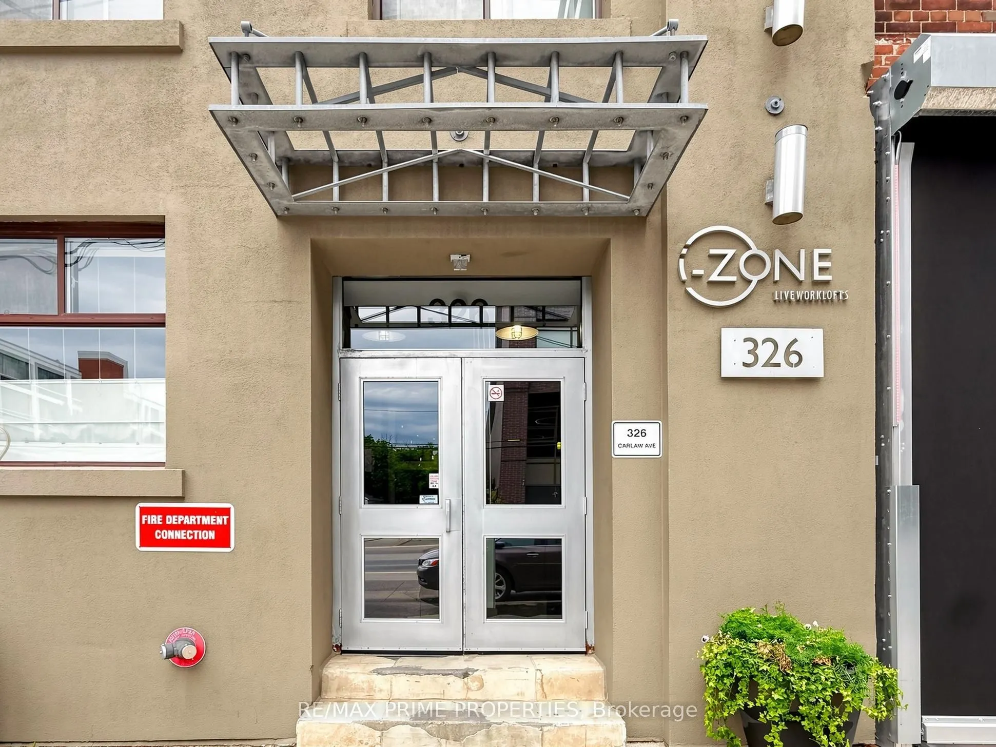 326 Carlaw Avenue #108