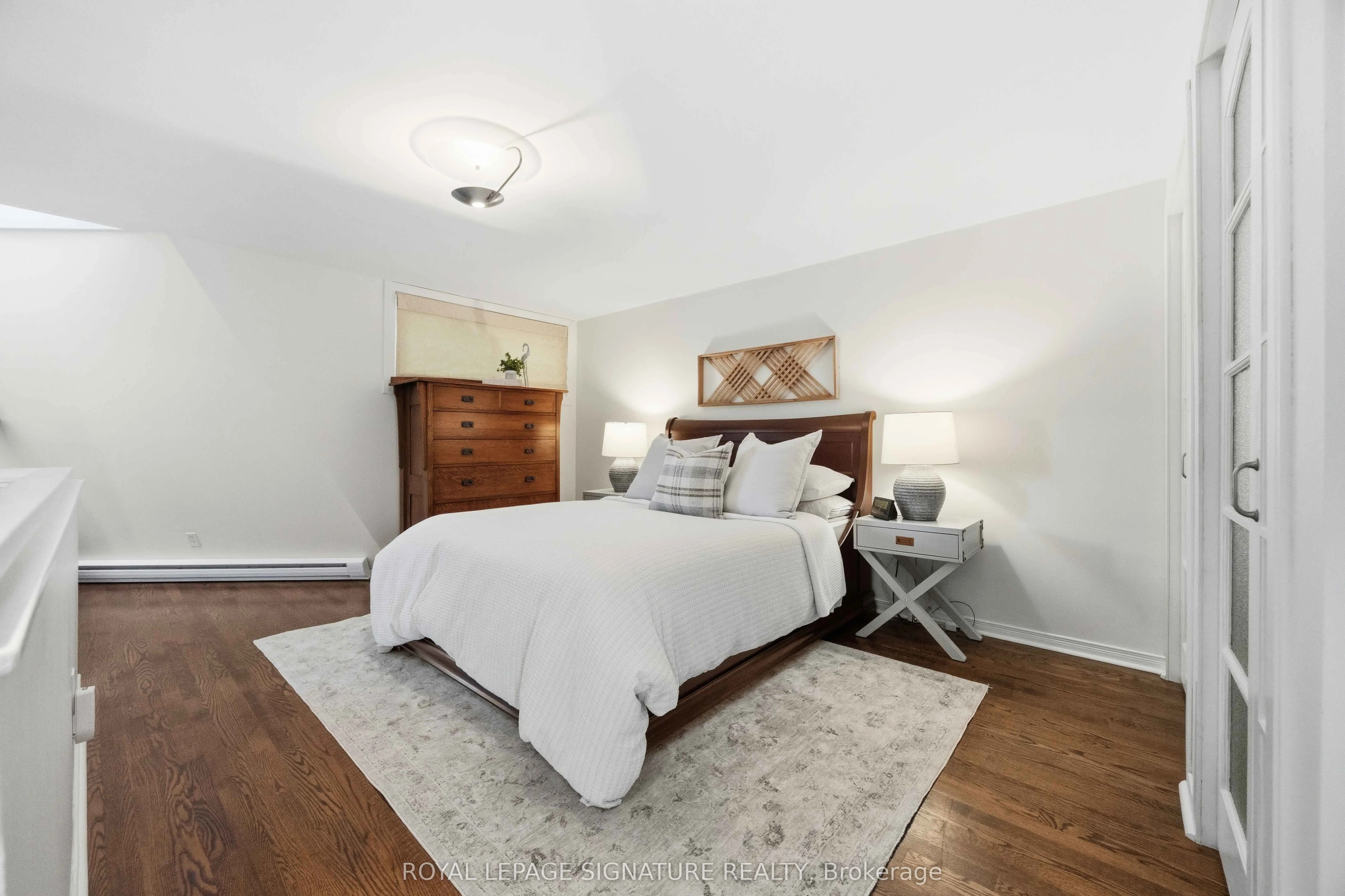 2366 Queen Street E #7