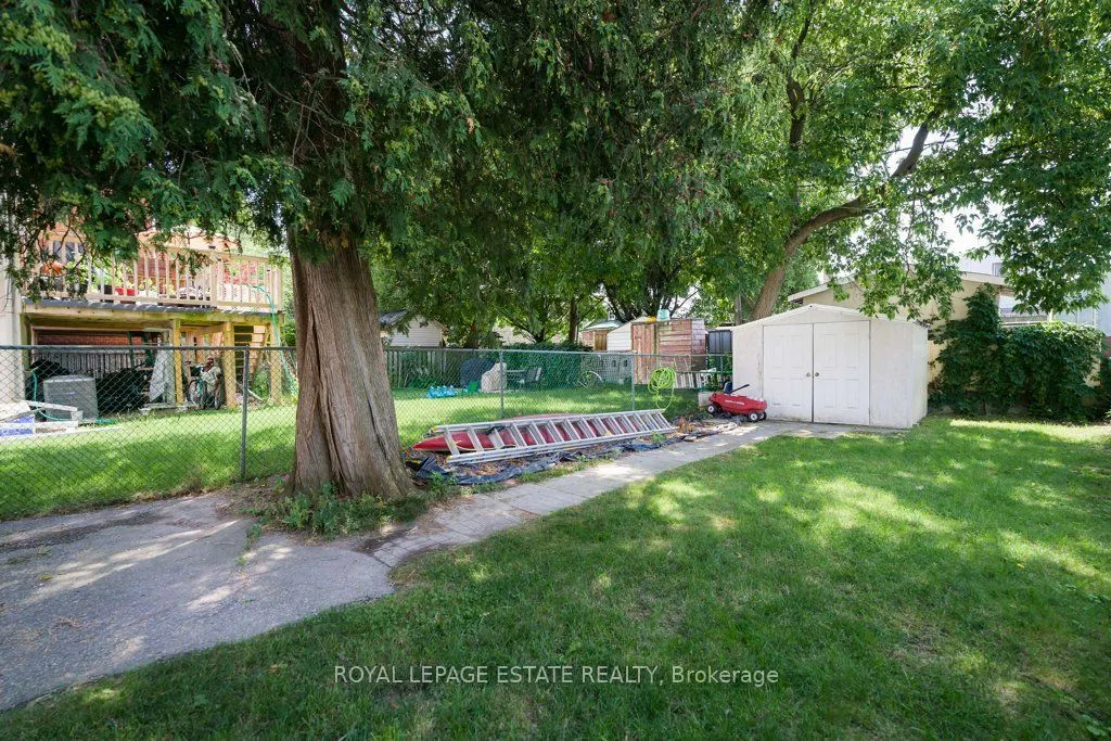 82 August Avenue