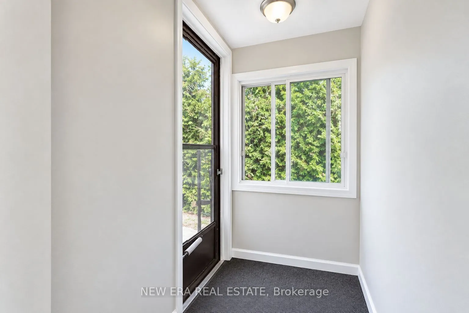 28 Thomas Avenue